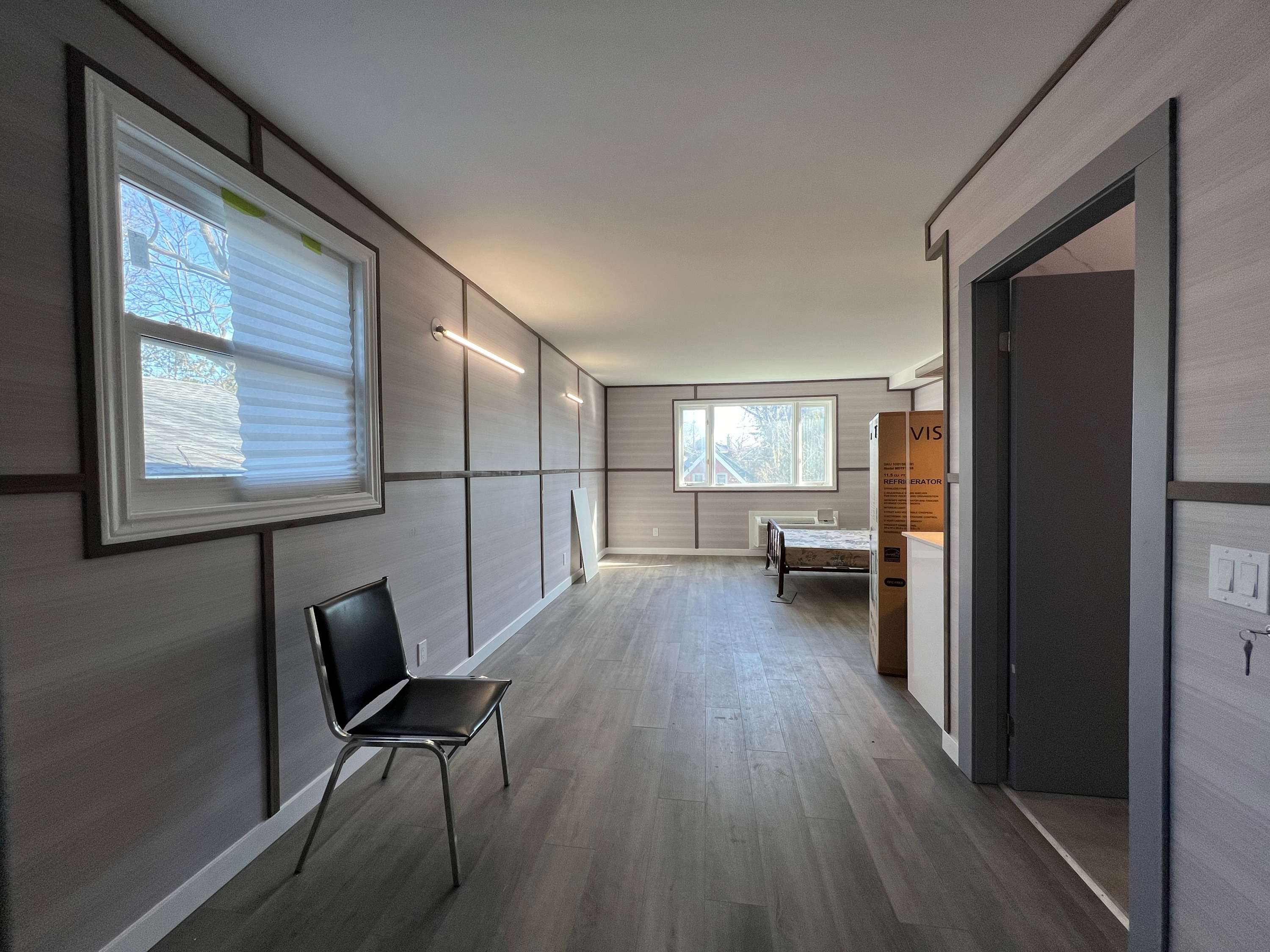 Stratford Huron St. Studio Apt #01, 2nd Fl.