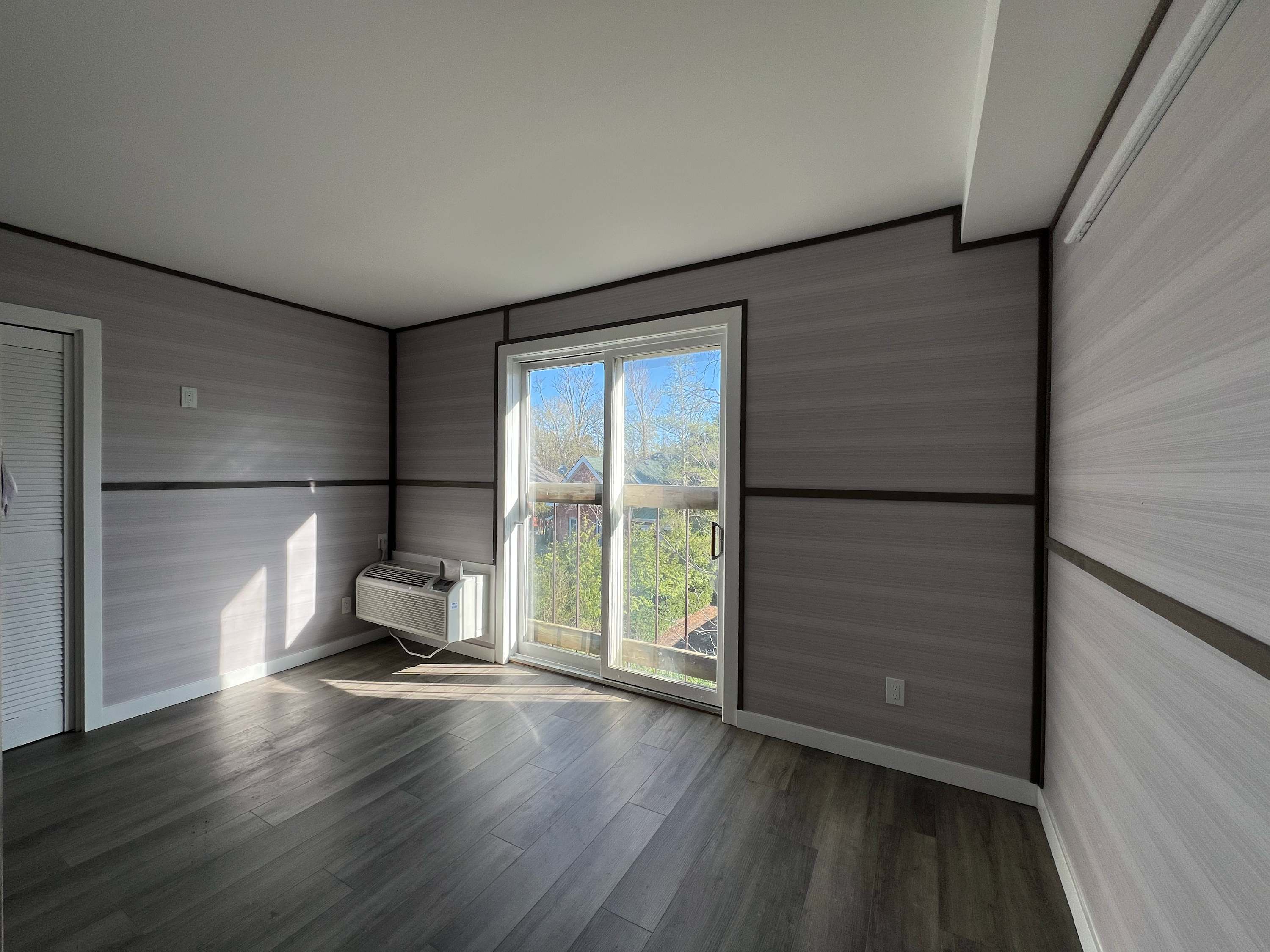 Stratford Huron St. Studio Apt #05, 2nd Fl.