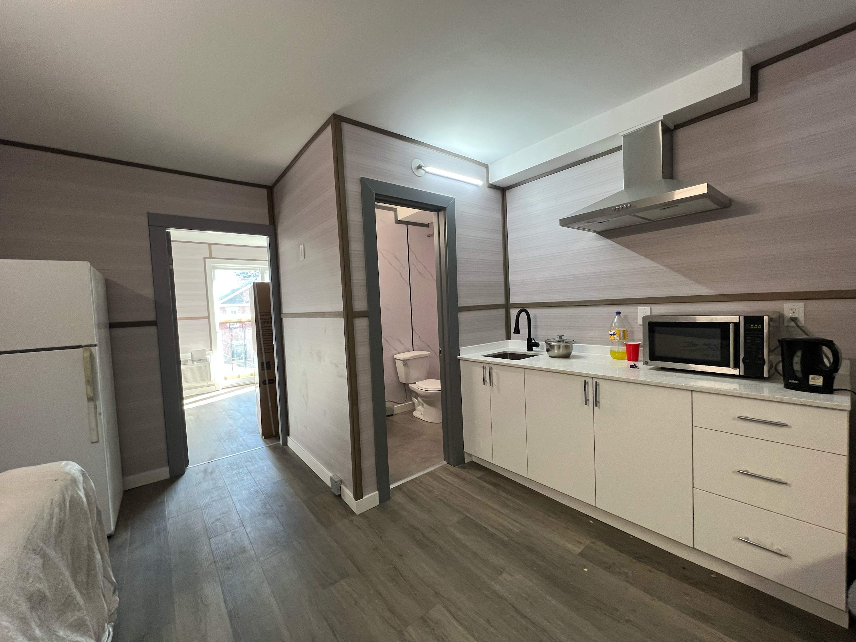 Stratford Huron St. Studio Apt #05, 2nd Fl.