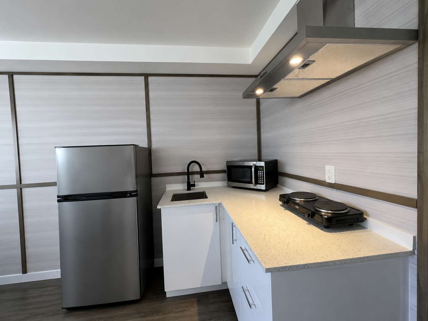 Stratford Huron St. Studio Apt #07, 2nd Fl.