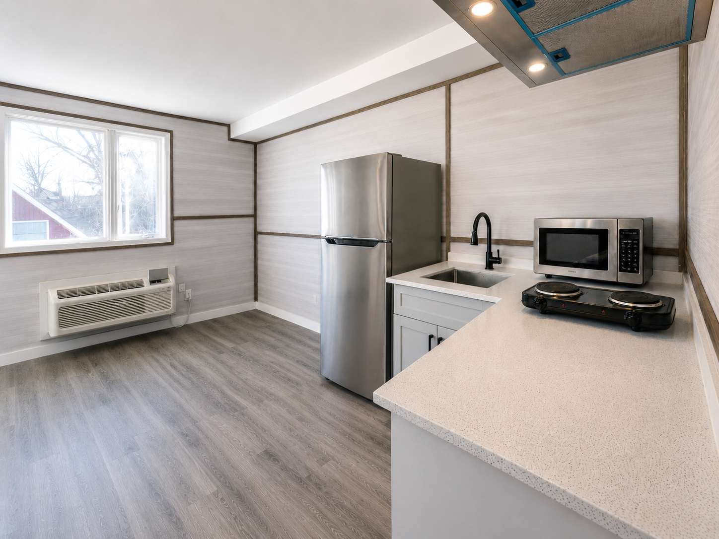 Stratford Huron St. Studio Apt #08, 2nd Fl.