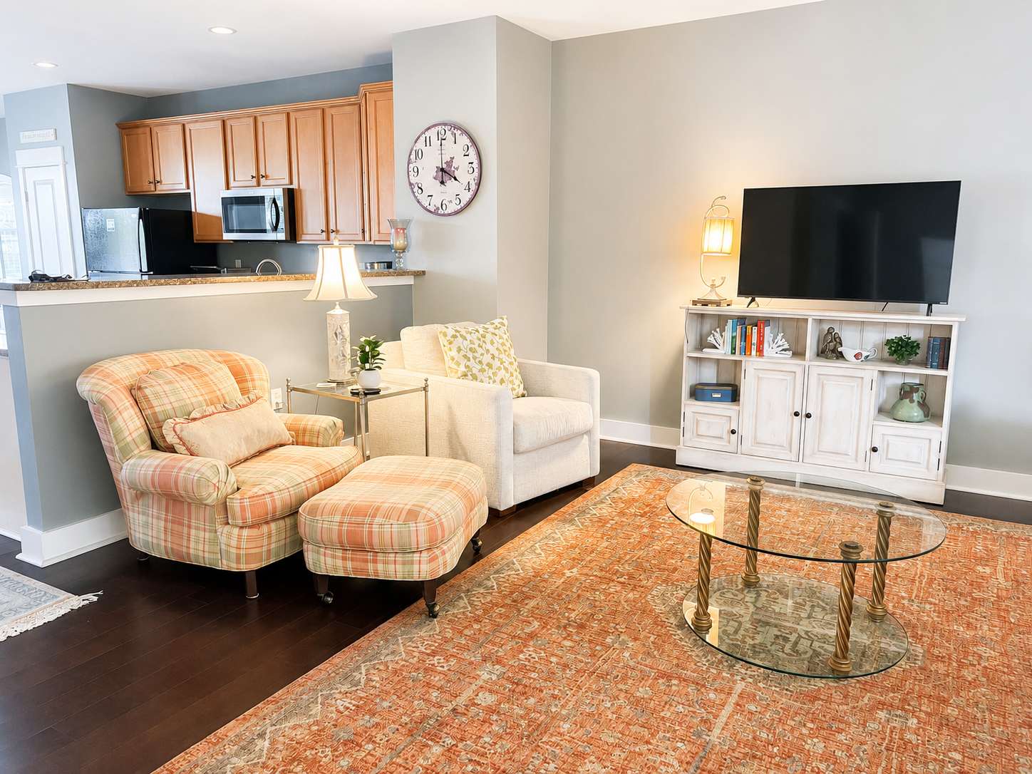 Spacious Three Bedroom Townhome with Pool Access | Photo 2
