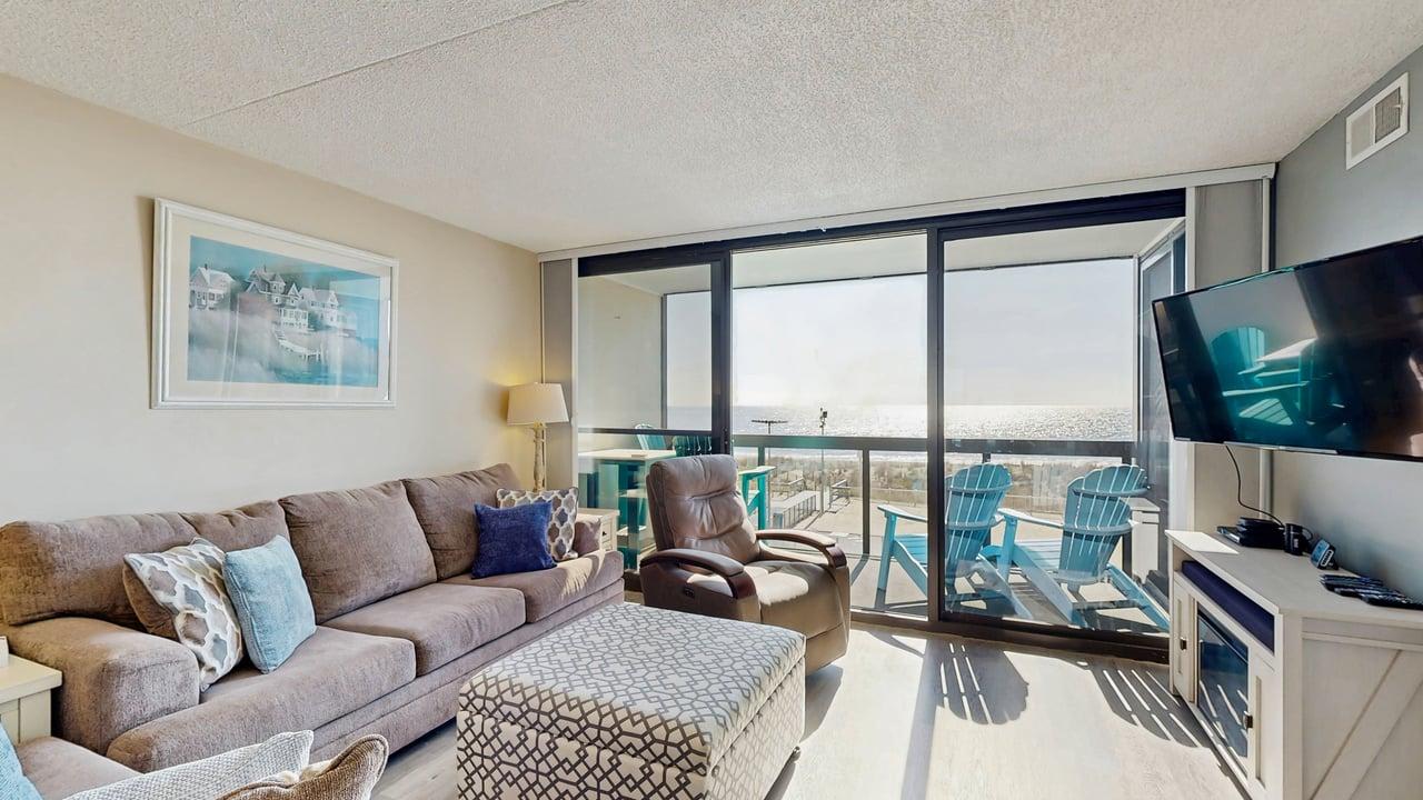 Family-friendly oceanfront condo with balcony, pools, game room & gym