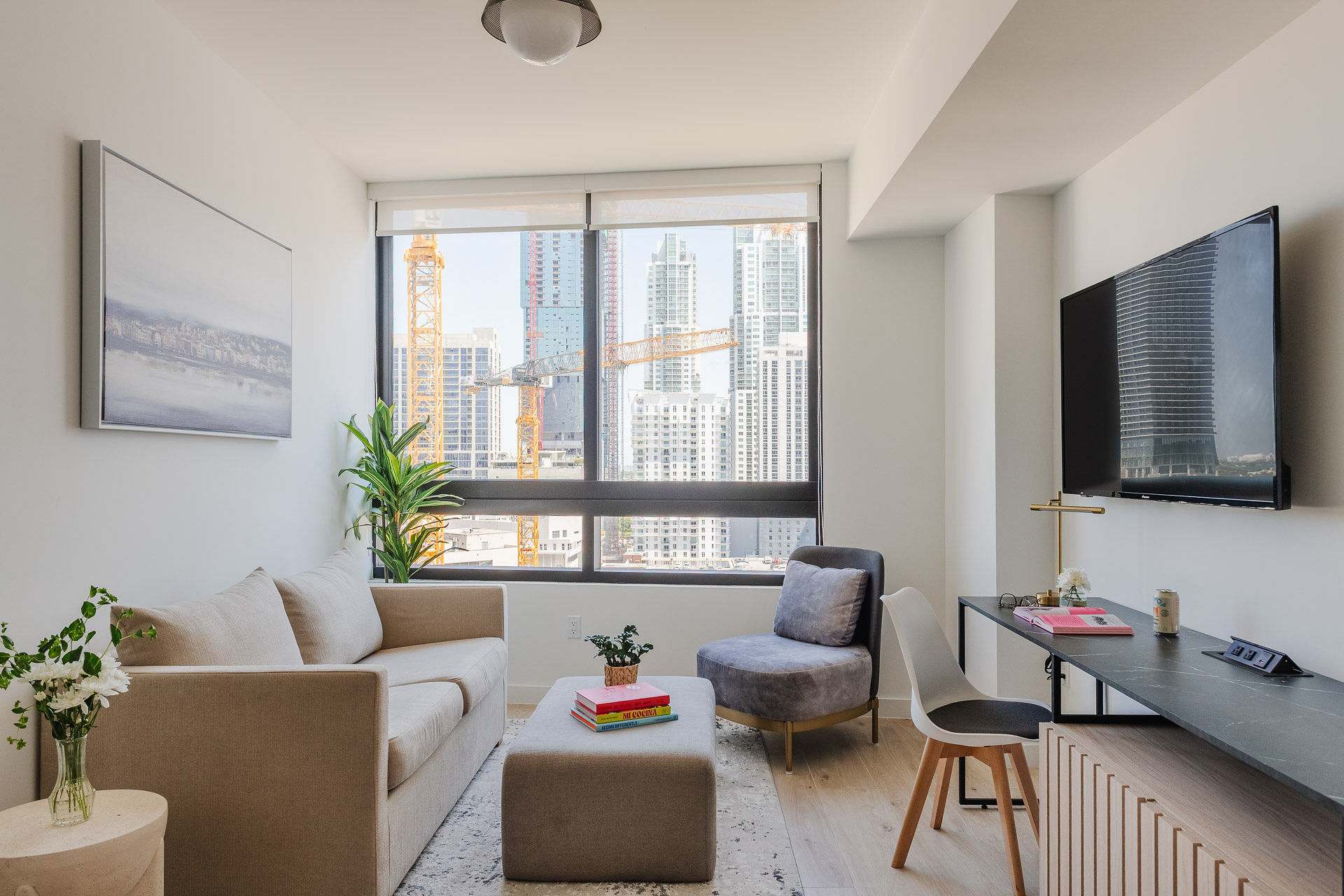 Luxury Miami Condo Near Bayfront Park