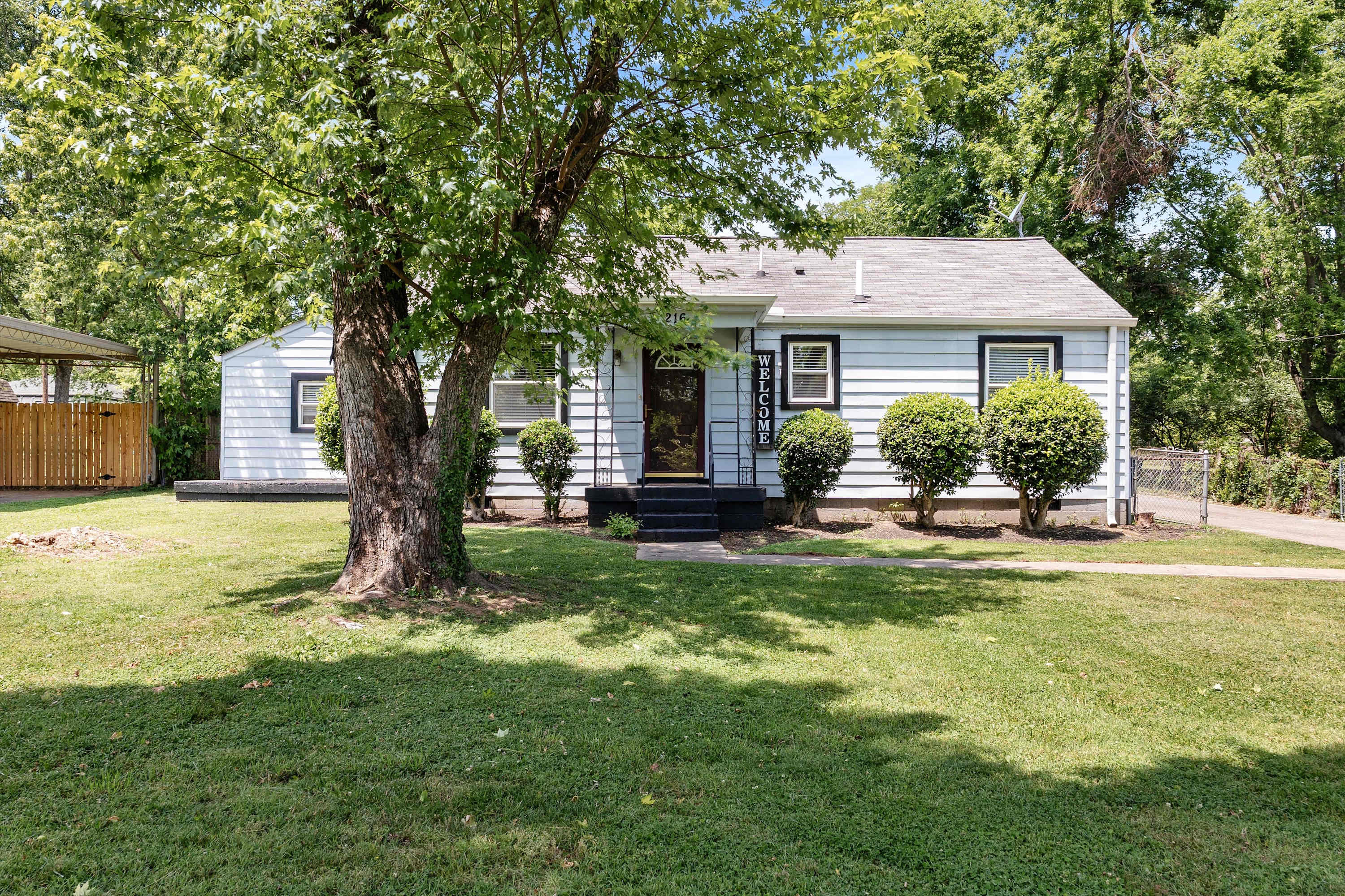 Charming Donelson Cottage | 8 Min to Airport & Dow