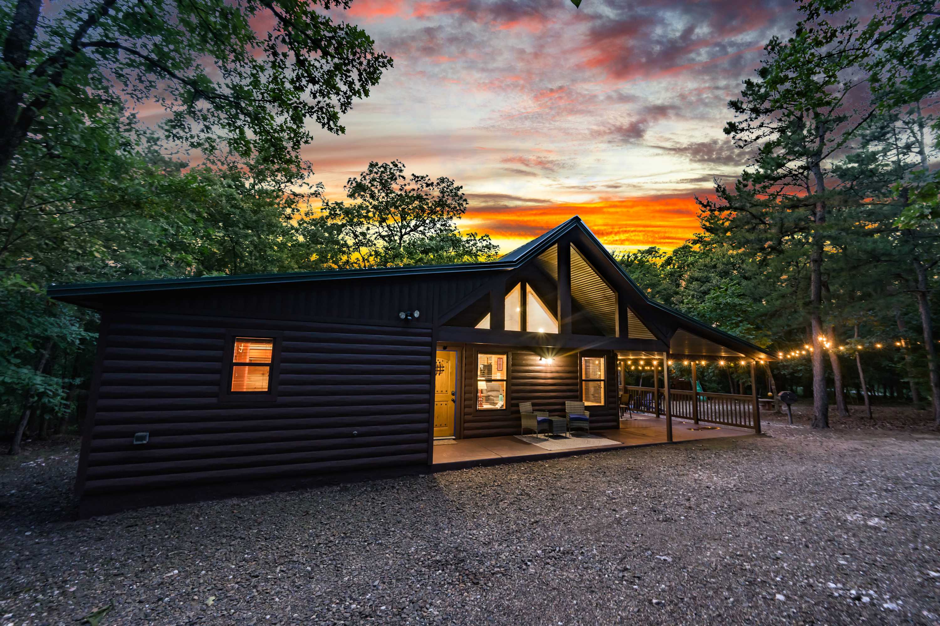 New! Walk to Safari Park! Hot Tub-Playset-Firepit!