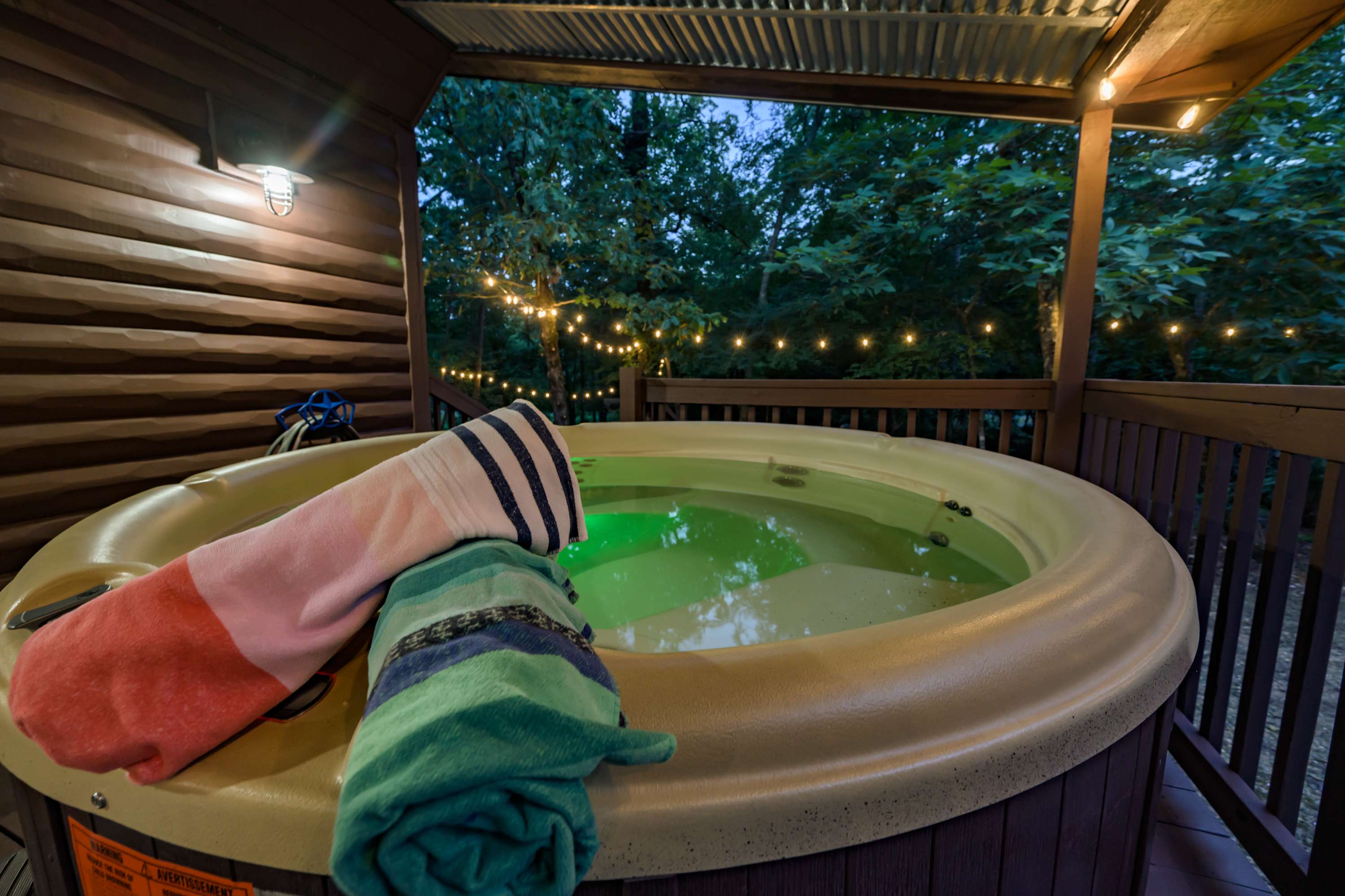 New! Walk to Safari Park! Hot Tub-Playset-Firepit!