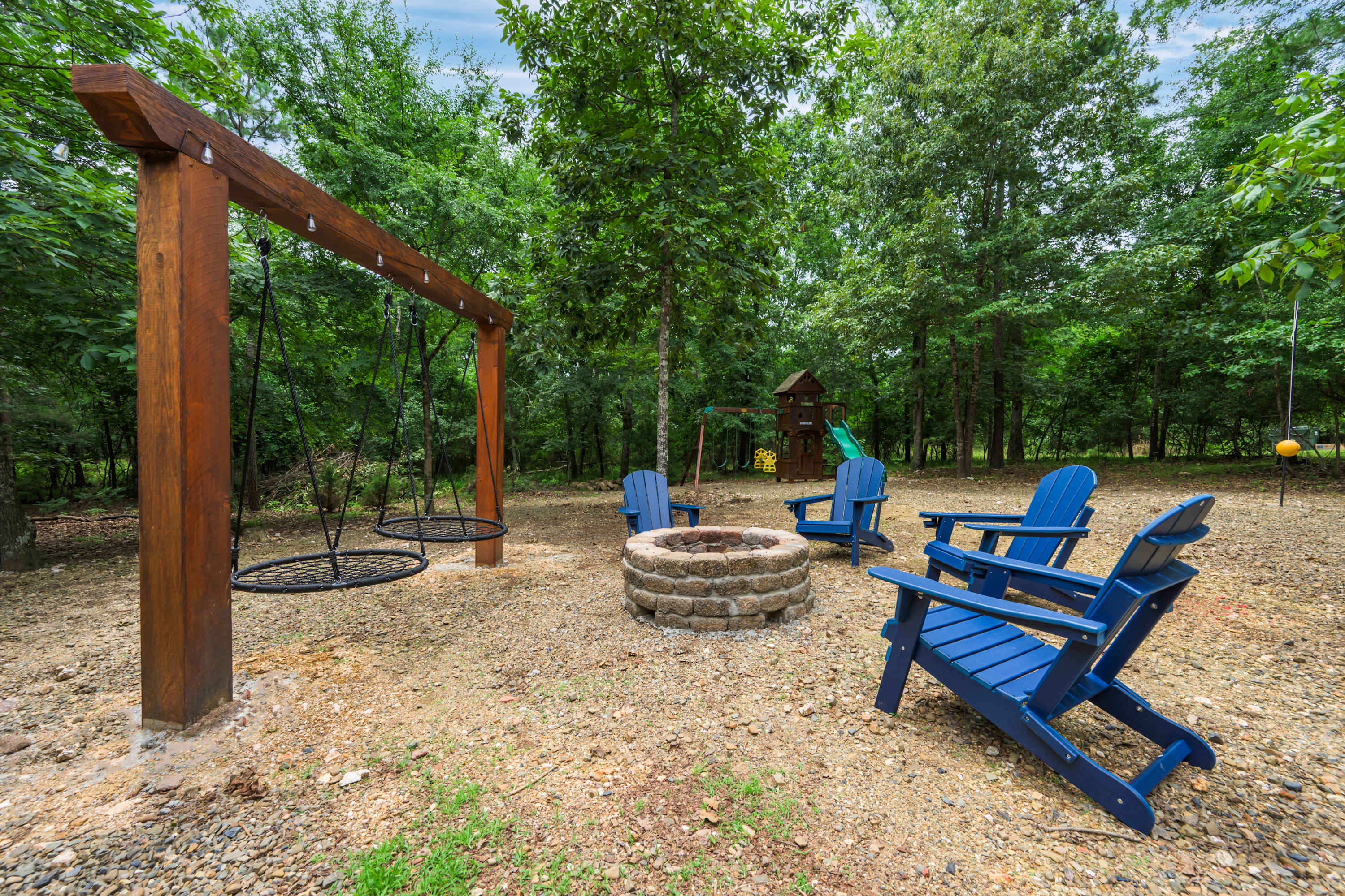 New! Walk to Safari Park! Hot Tub-Playset-Firepit!