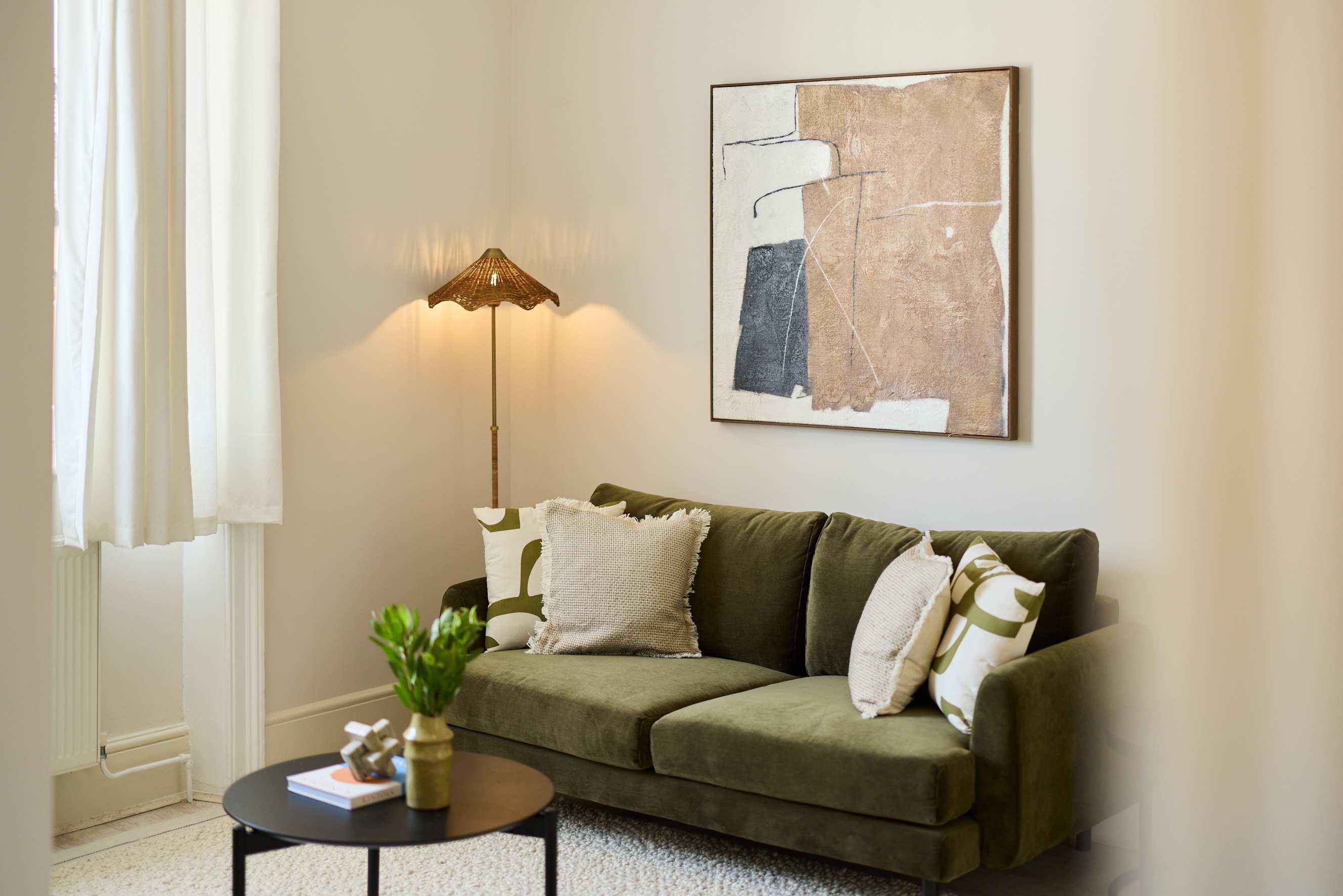 Olive Velvet & Marble - South Kensington in Queensberry Place 18 SW7 2EB - Property image 2 - VivreStays