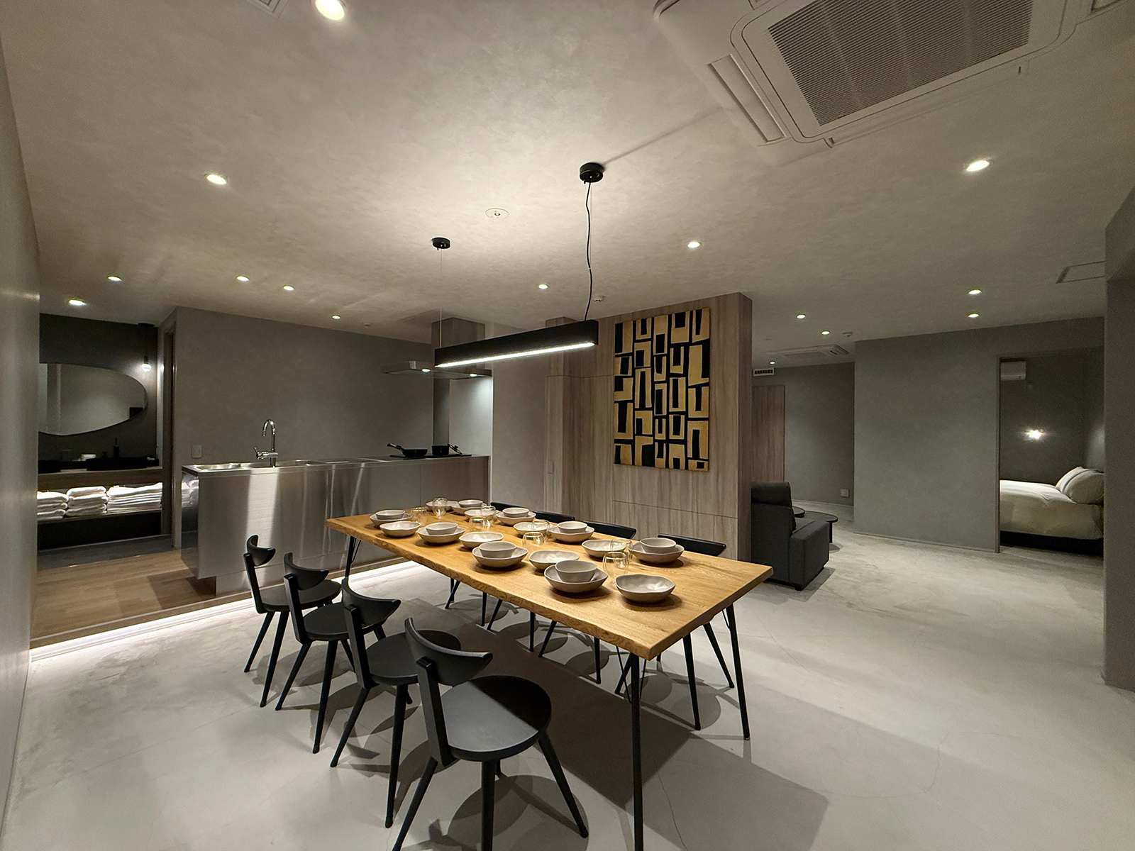 Step away from Hiroshima St.|Modern Apt|Large 3BR