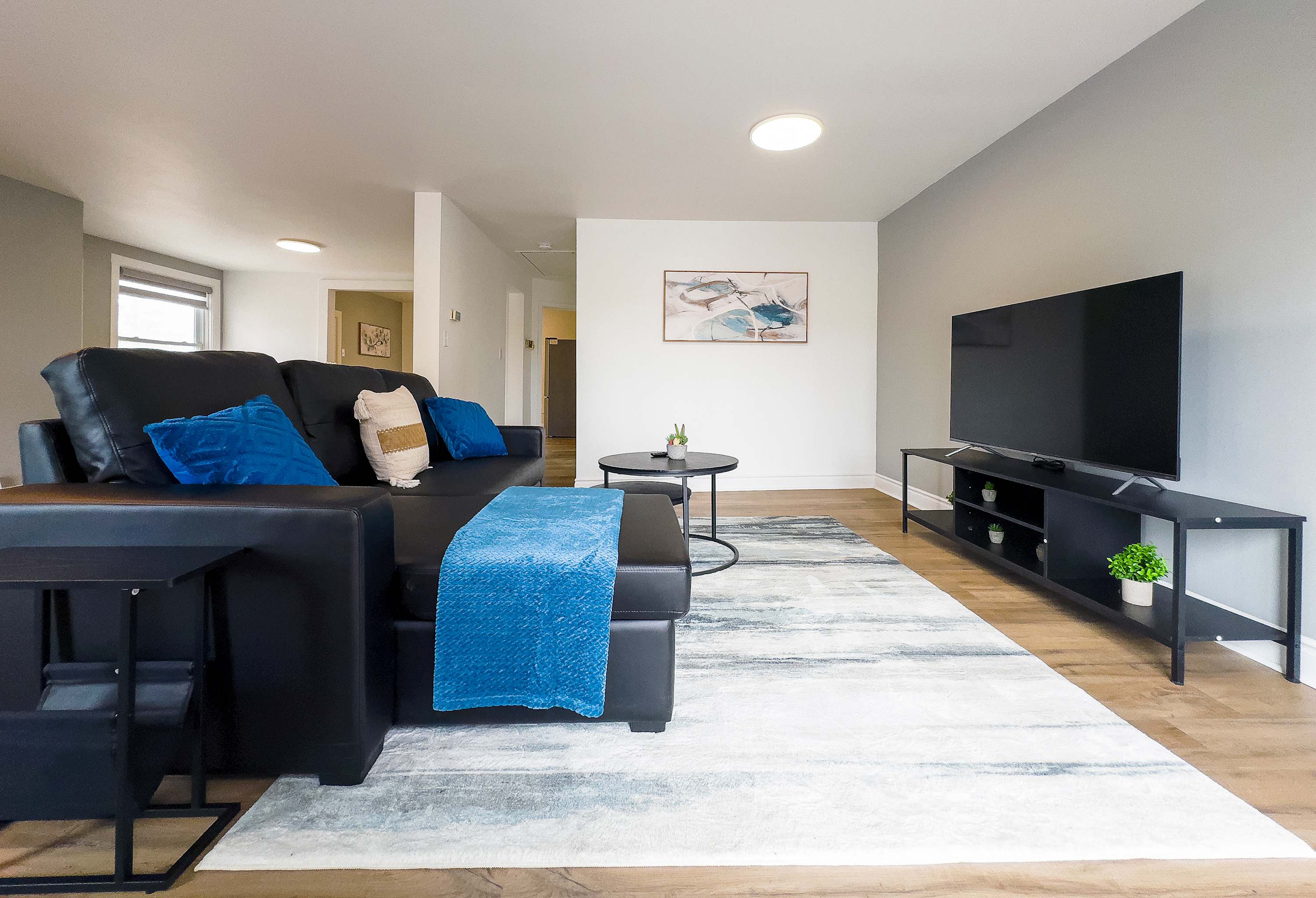 Pet Friendly Home Near Lock 32 Beach Park