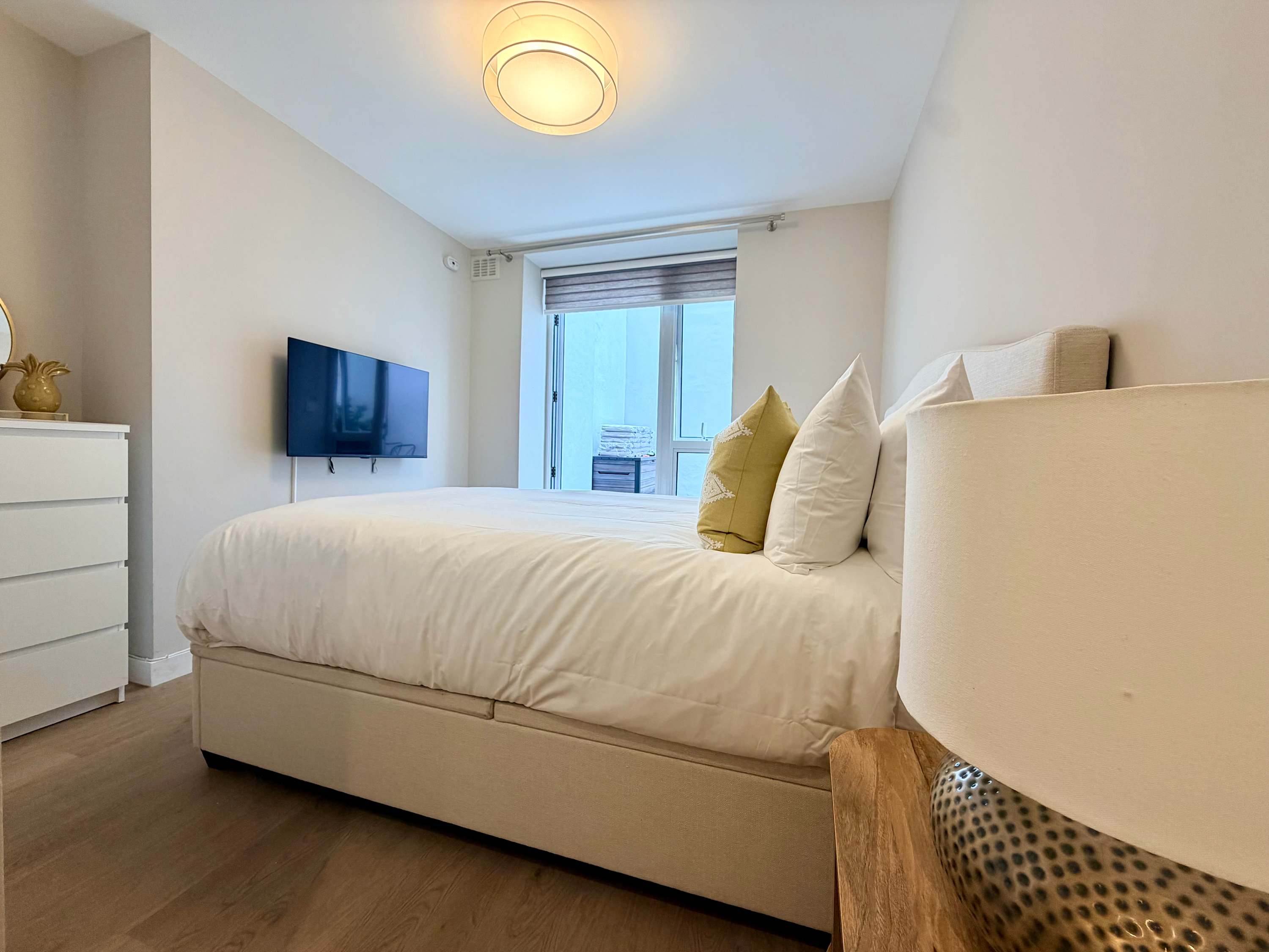 10 Mins Walk to Bond Street, Marylebone Retreat