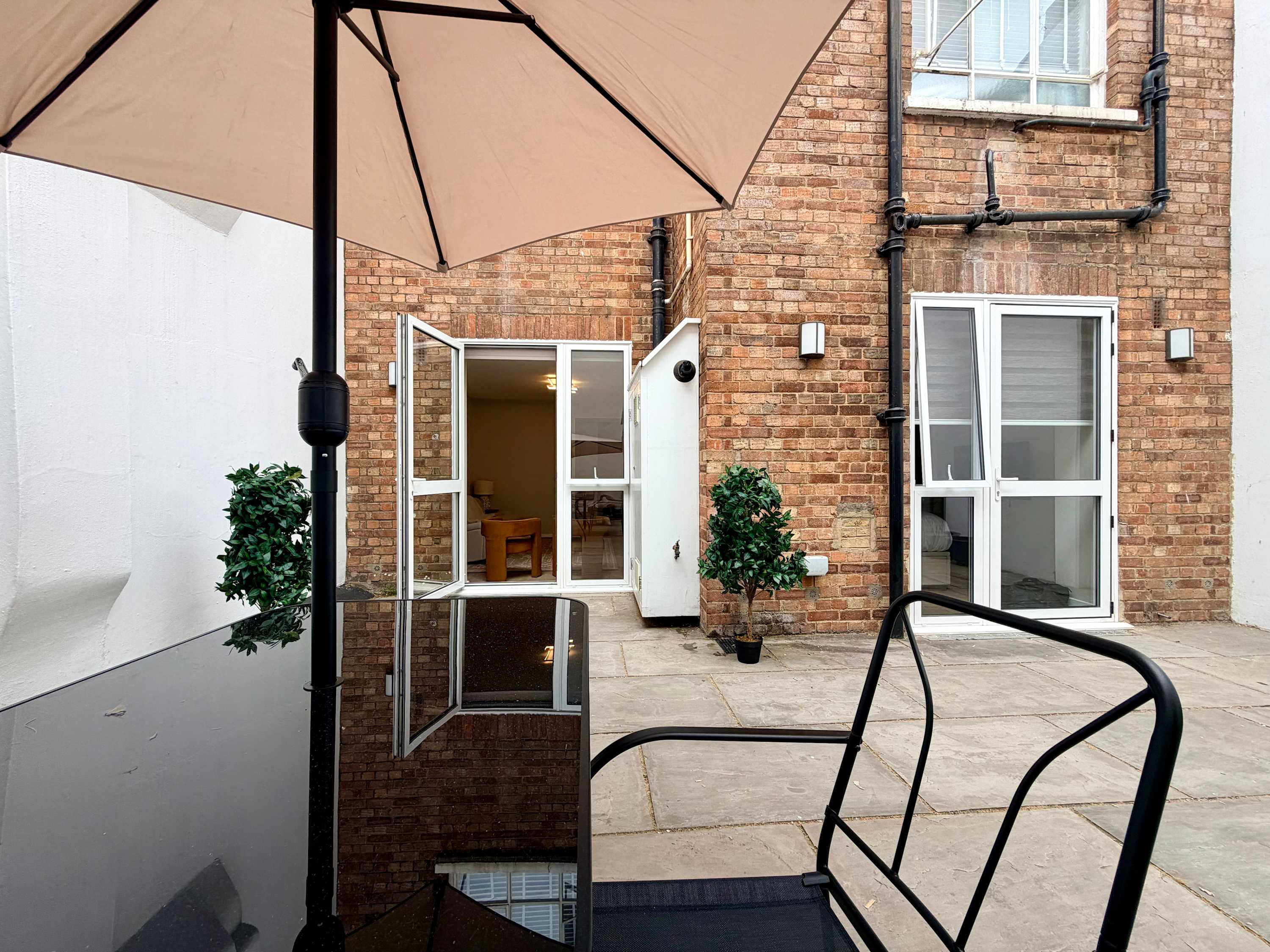 10 Mins Walk to Bond Street, Marylebone Retreat