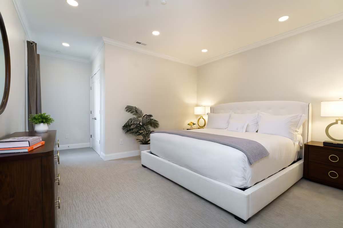 Hilltop Woodland One Bedroom Suite