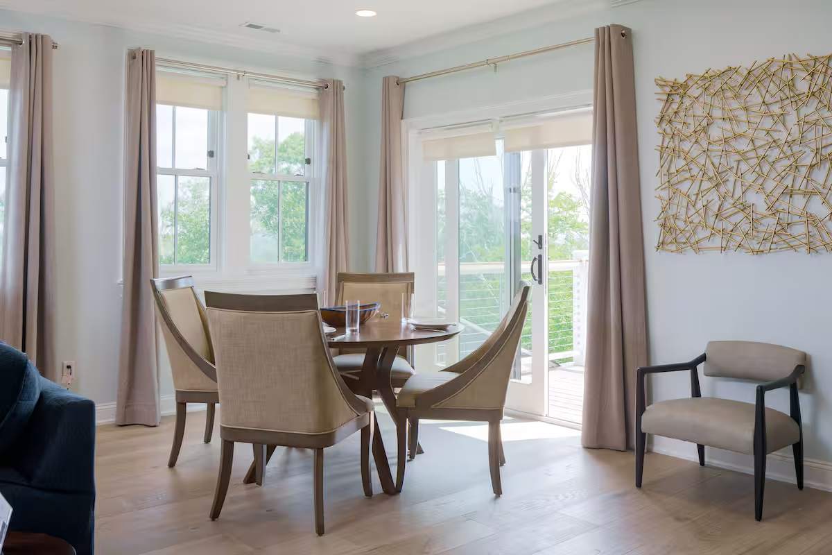 Hilltop Woodland Two Bedroom Suite