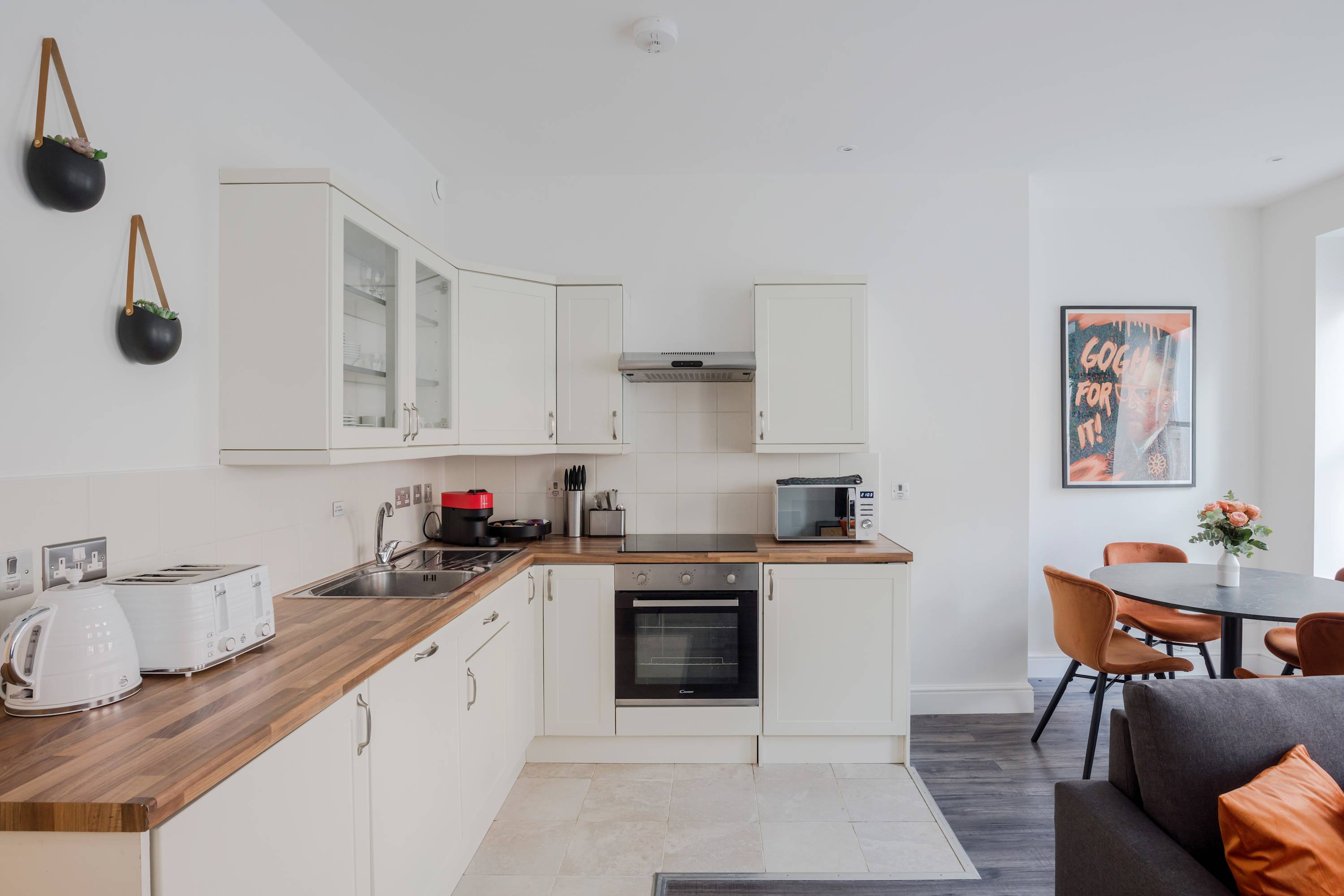 1-bed Flat by Oxford Circus · Fitzrovia · Sleeps 4 in Foley Street, 1 W1W 7TJ - Property image 8 - VivreStays