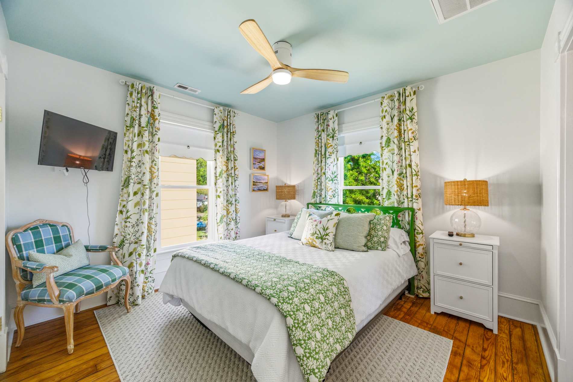 Stella Blu - Chesapeake Properties