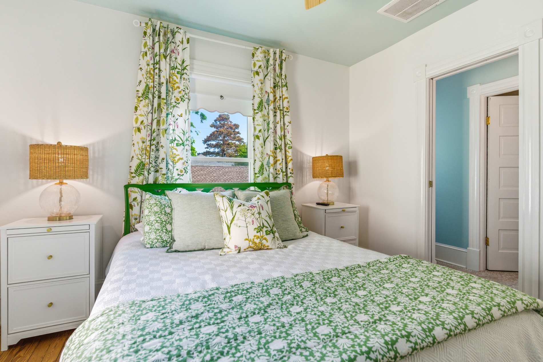 Stella Blu - Chesapeake Properties