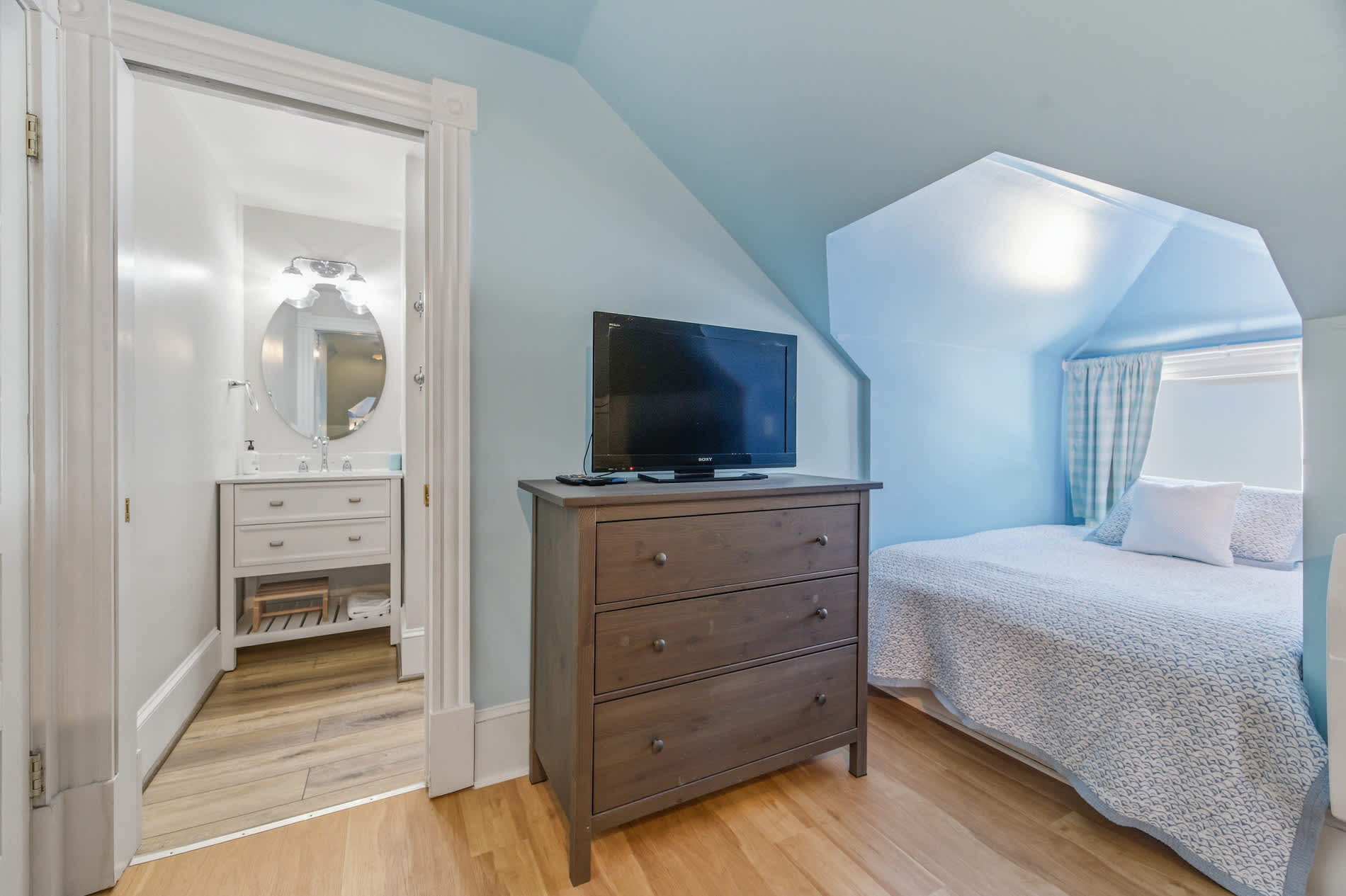 Stella Blu - Chesapeake Properties