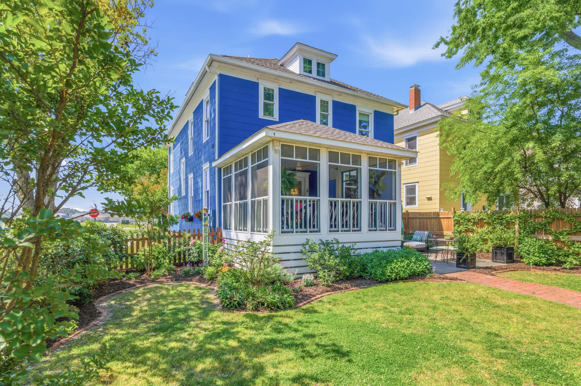 Stella Blu - Chesapeake Properties