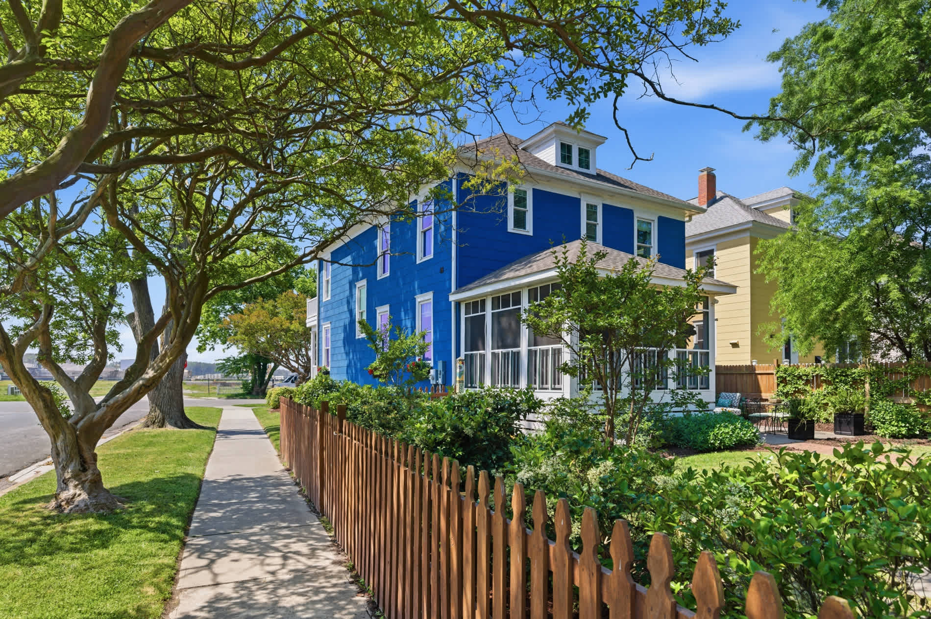 Stella Blu - Chesapeake Properties