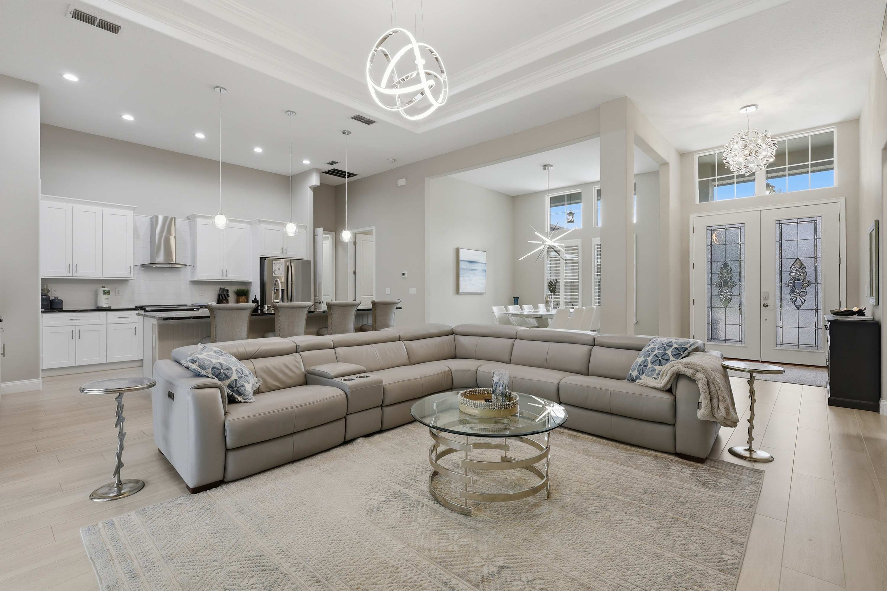 Modern 3BR Retreat opt Heated Pool & Large Game Room 5