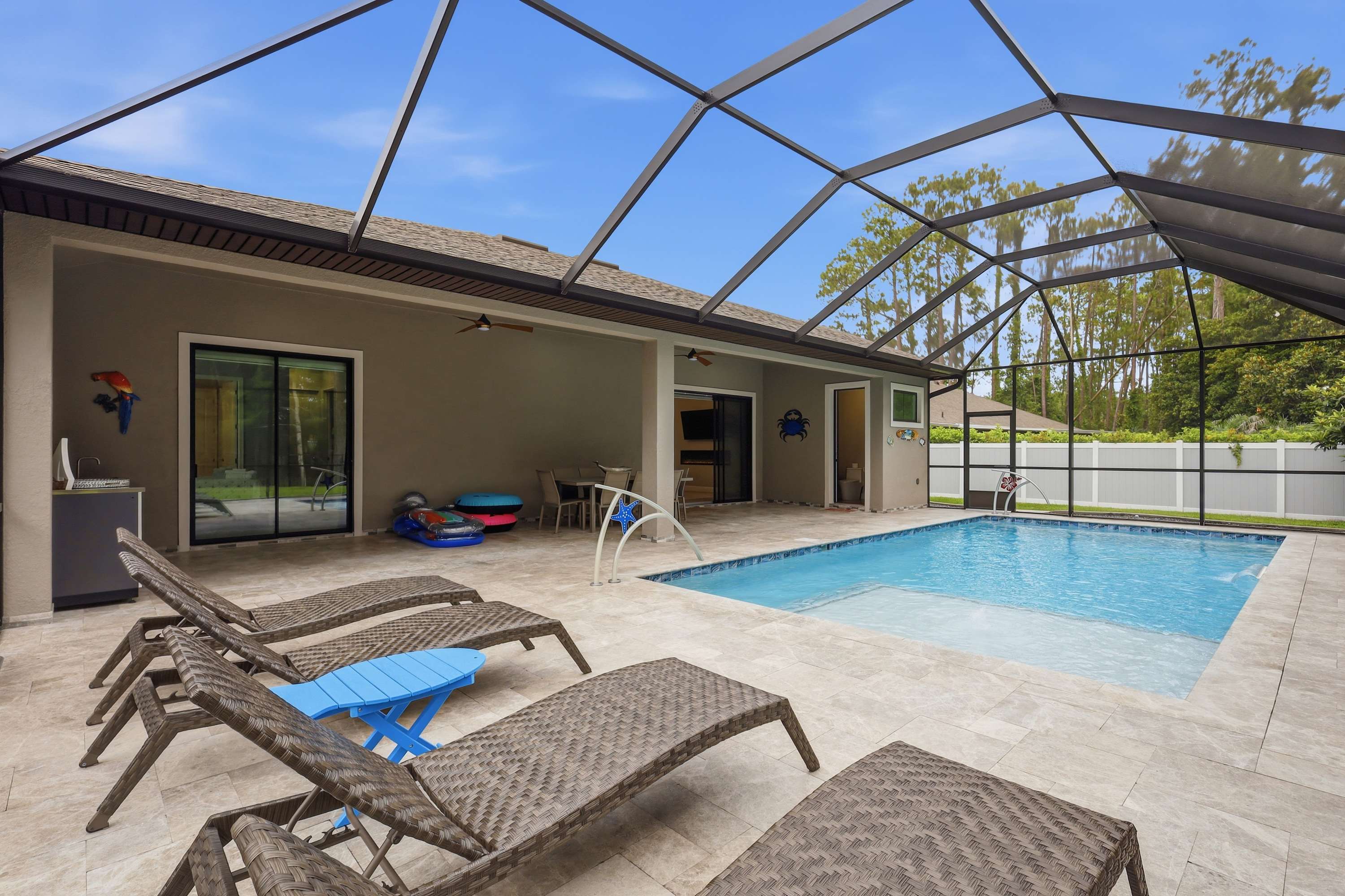 Modern 3BR Retreat opt Heated Pool & Large Game Room 2