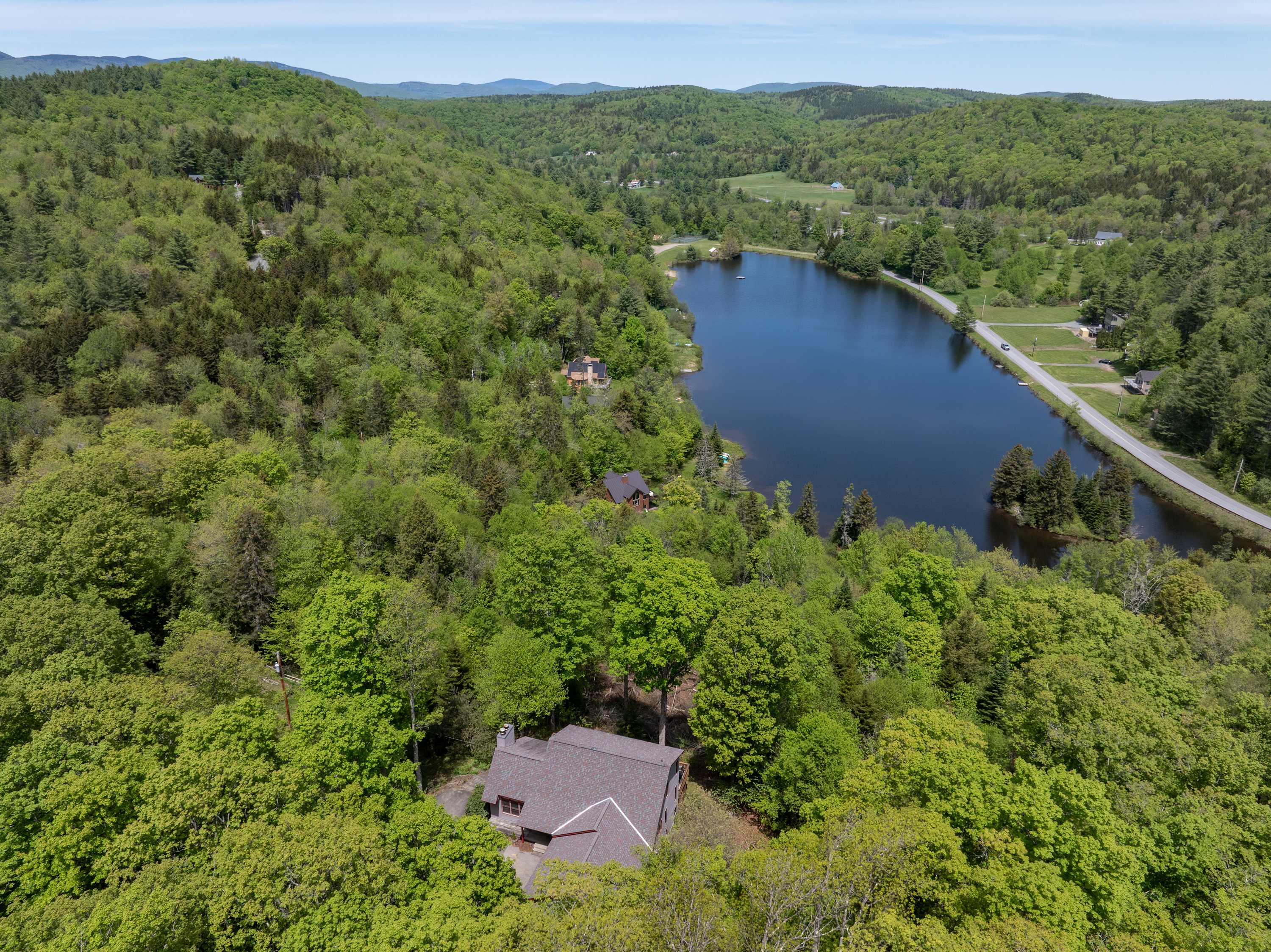 Spruce Lake Lodge Lake Access Close To Mt Snow | Photo 3