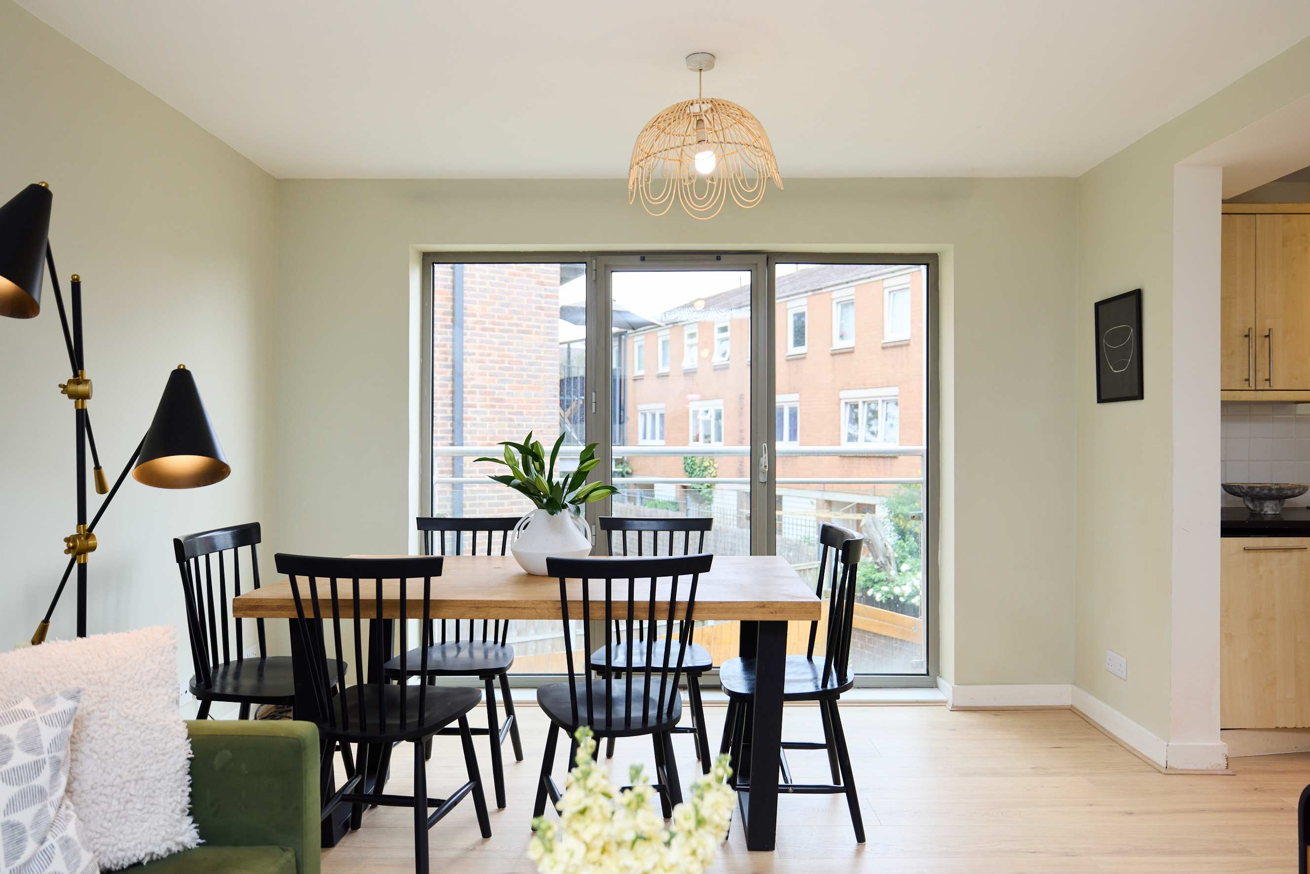 View Stoke Newington Olive Velvet Three-Bed in Pellerin Road 35 N16 8AY Stoke Newington Olive Velvet Three-Bed in Pellerin Road 35 N16 8AY - Property image 8 - VivreStays
