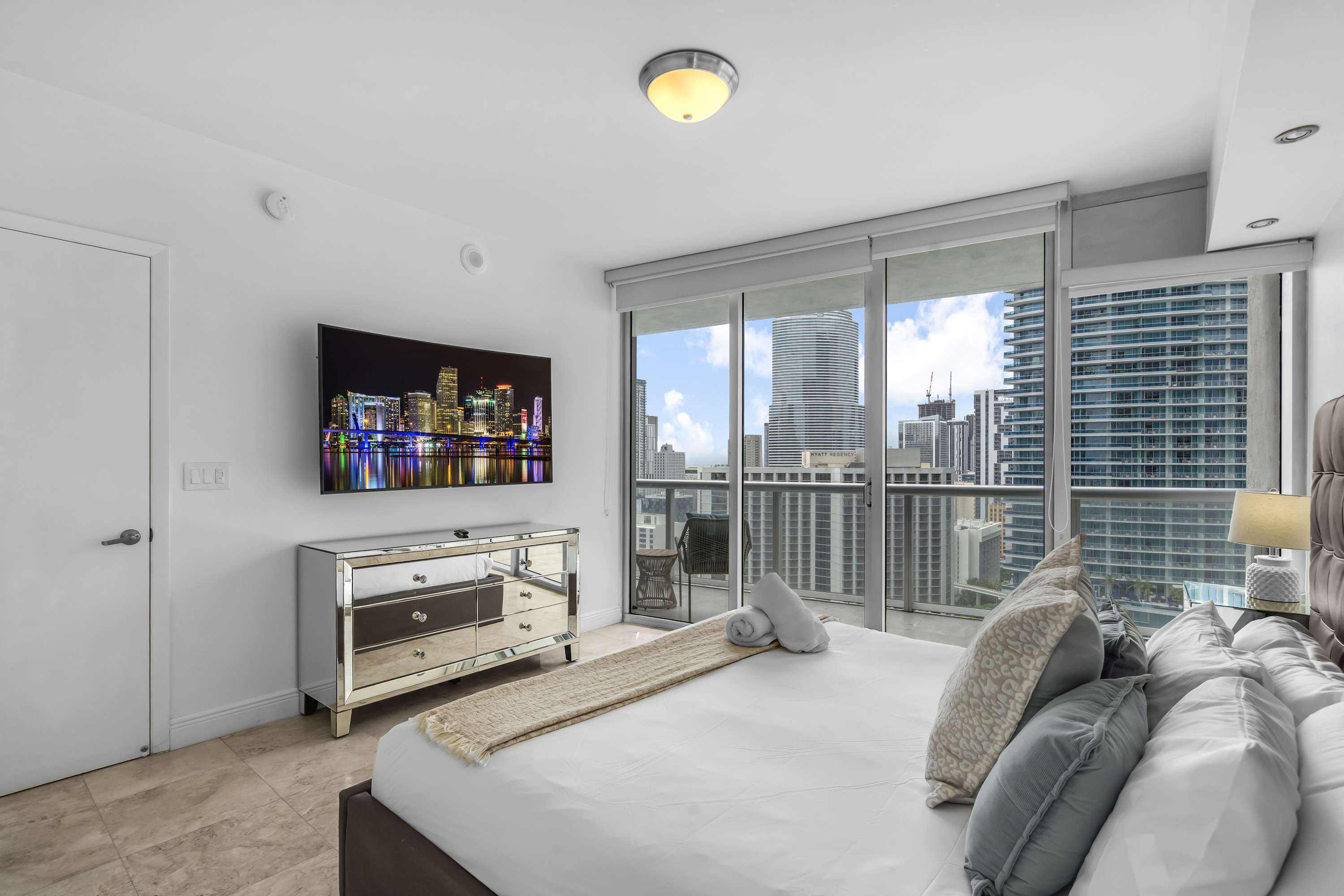 Skyline Serenity in Prime Brickell