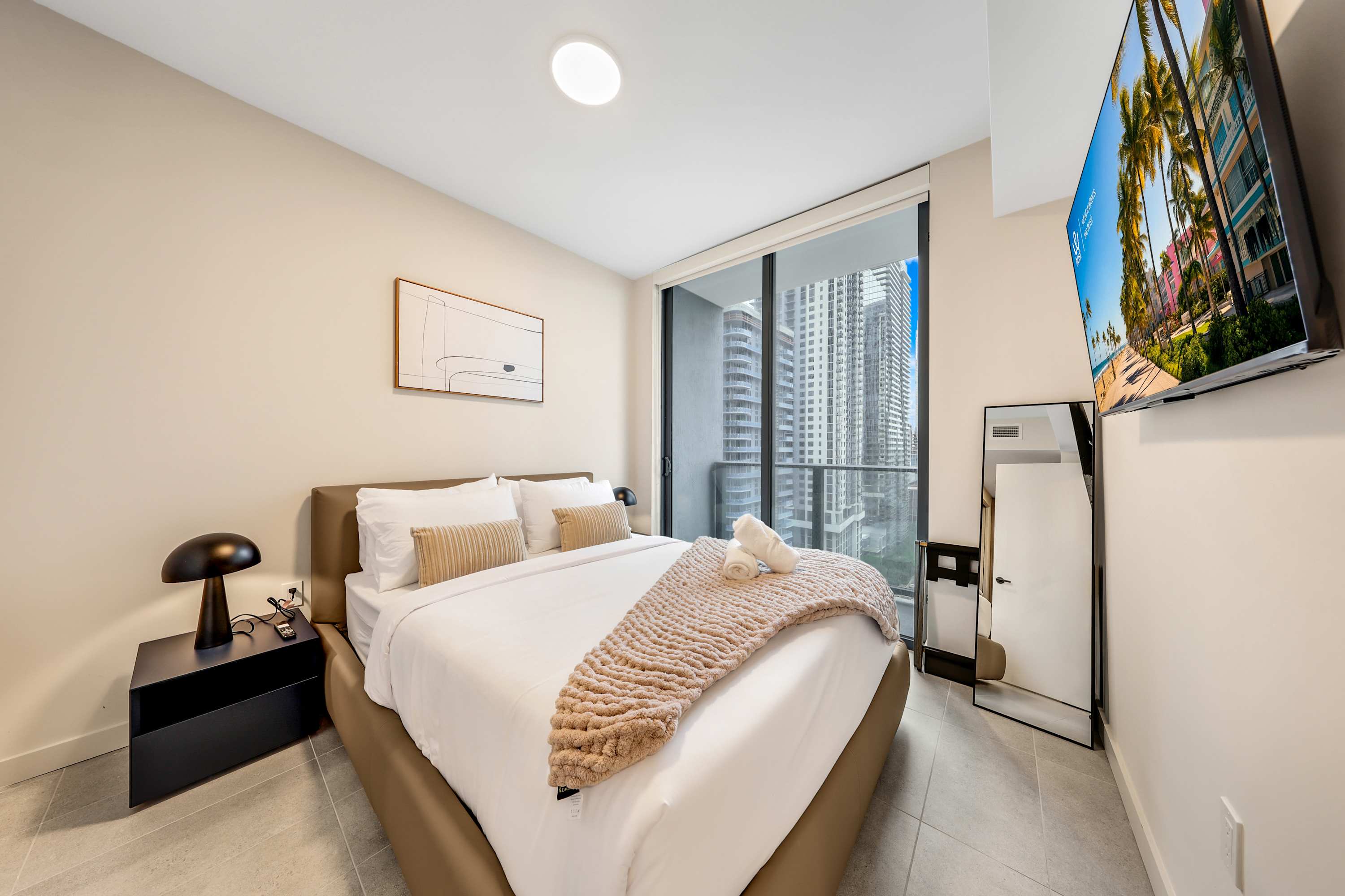 FIFA Fan Fest Walk 10min | 1BR+Den | Pool / Grill
