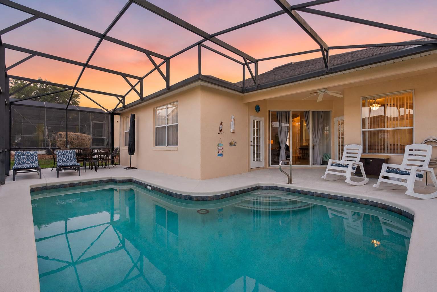 Relaxing Retreat with Private Pool