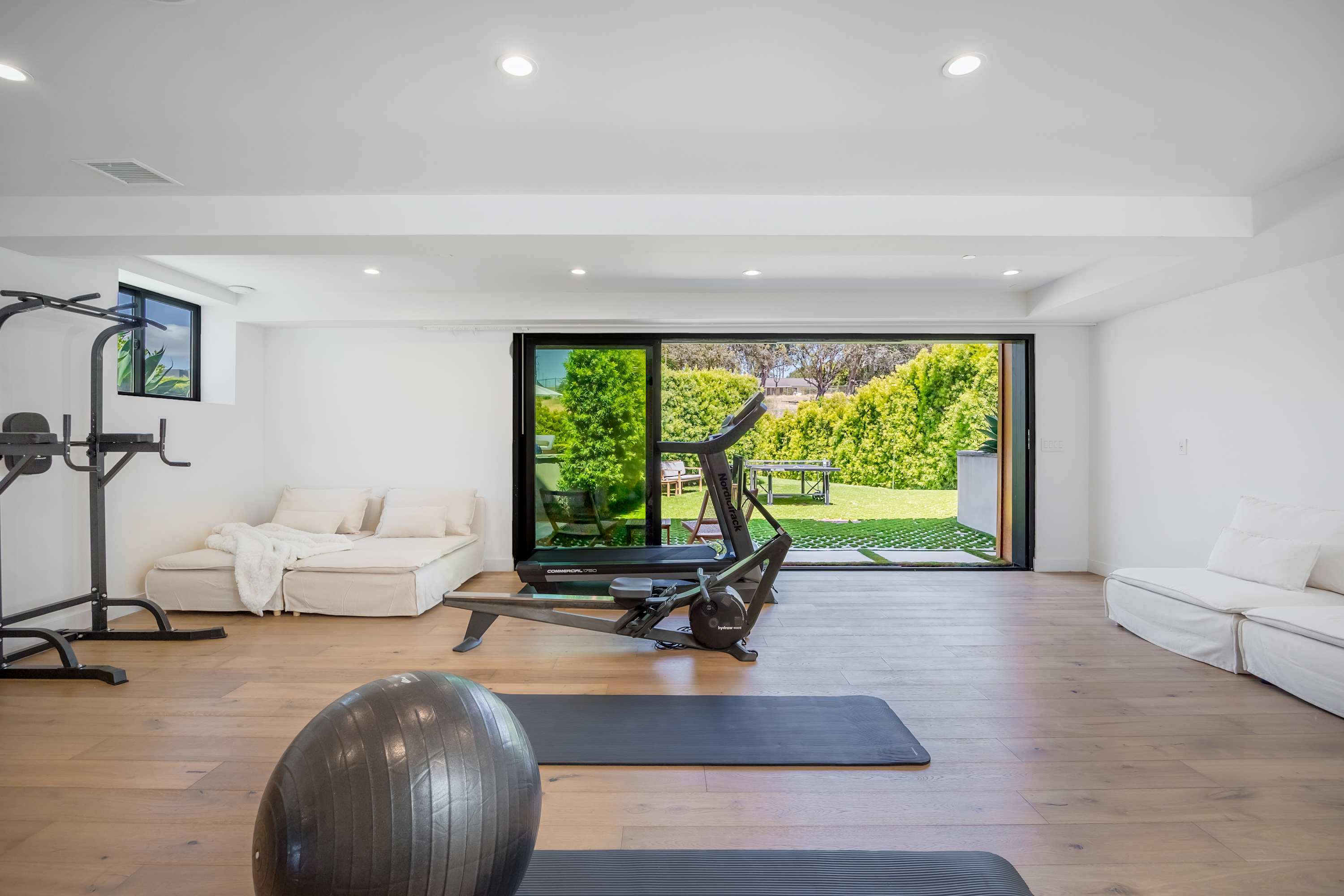 The Dume Estate by Stay Awhile Villas