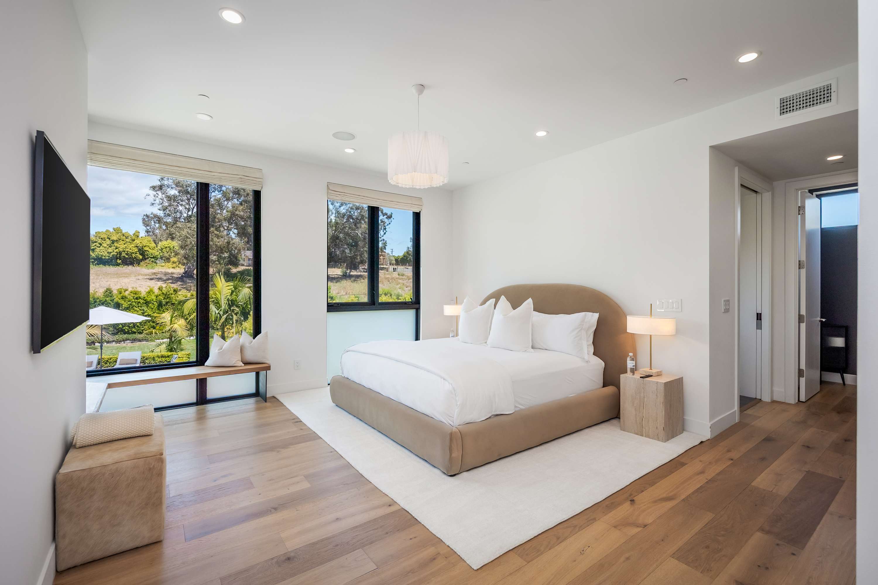 The Dume Estate by Stay Awhile Villas