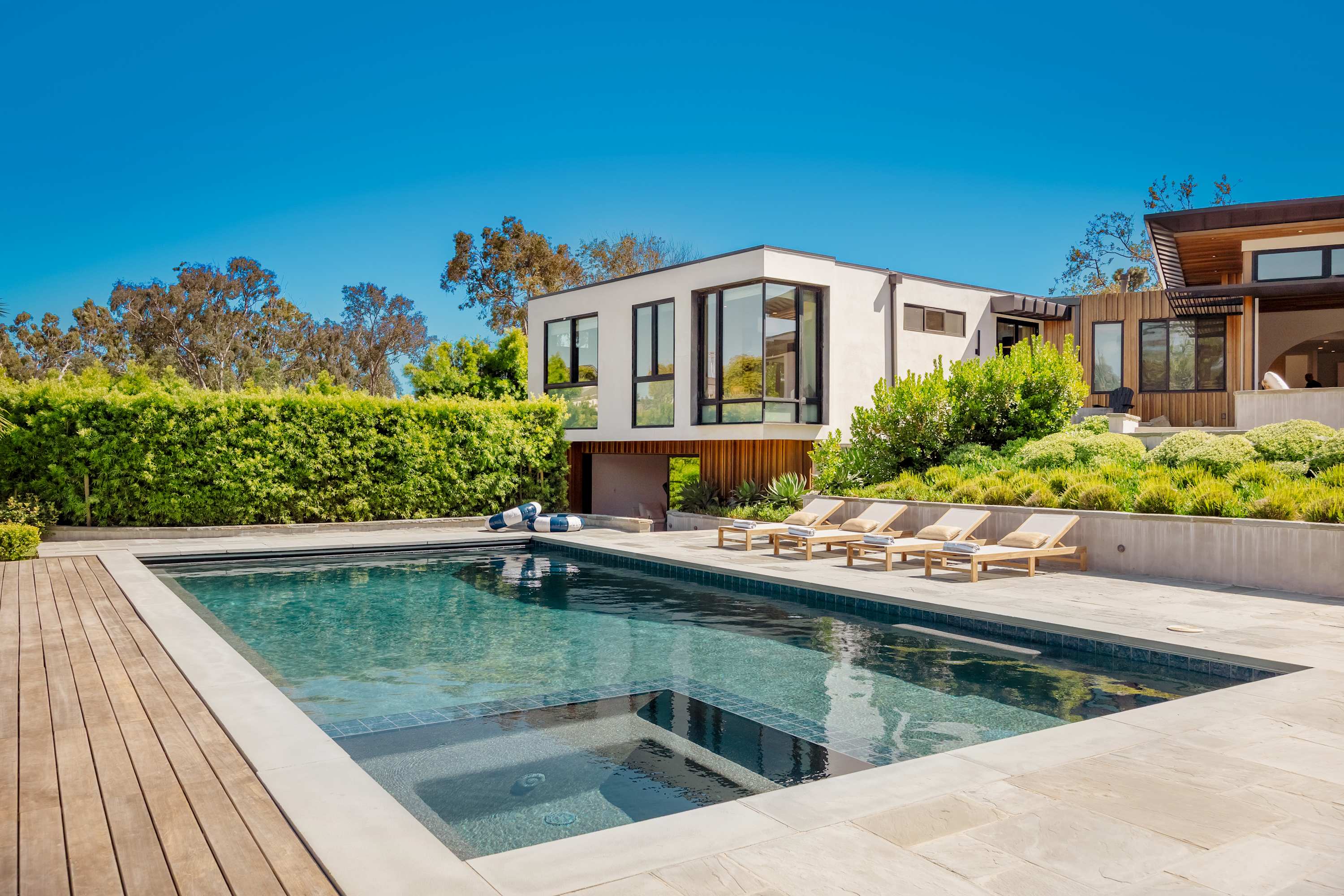 The Dume Estate by Stay Awhile Villas
