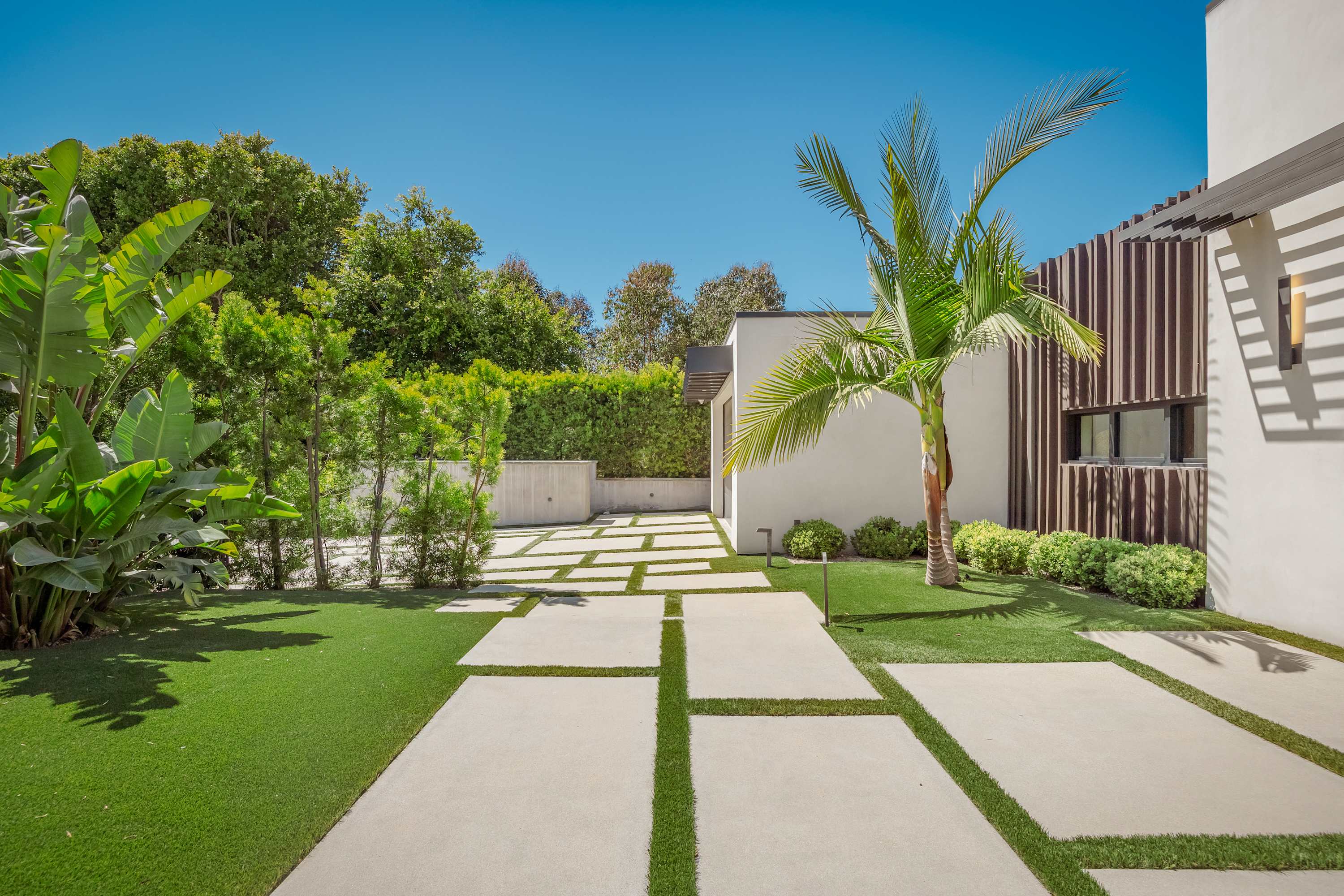 The Dume Estate by Stay Awhile Villas