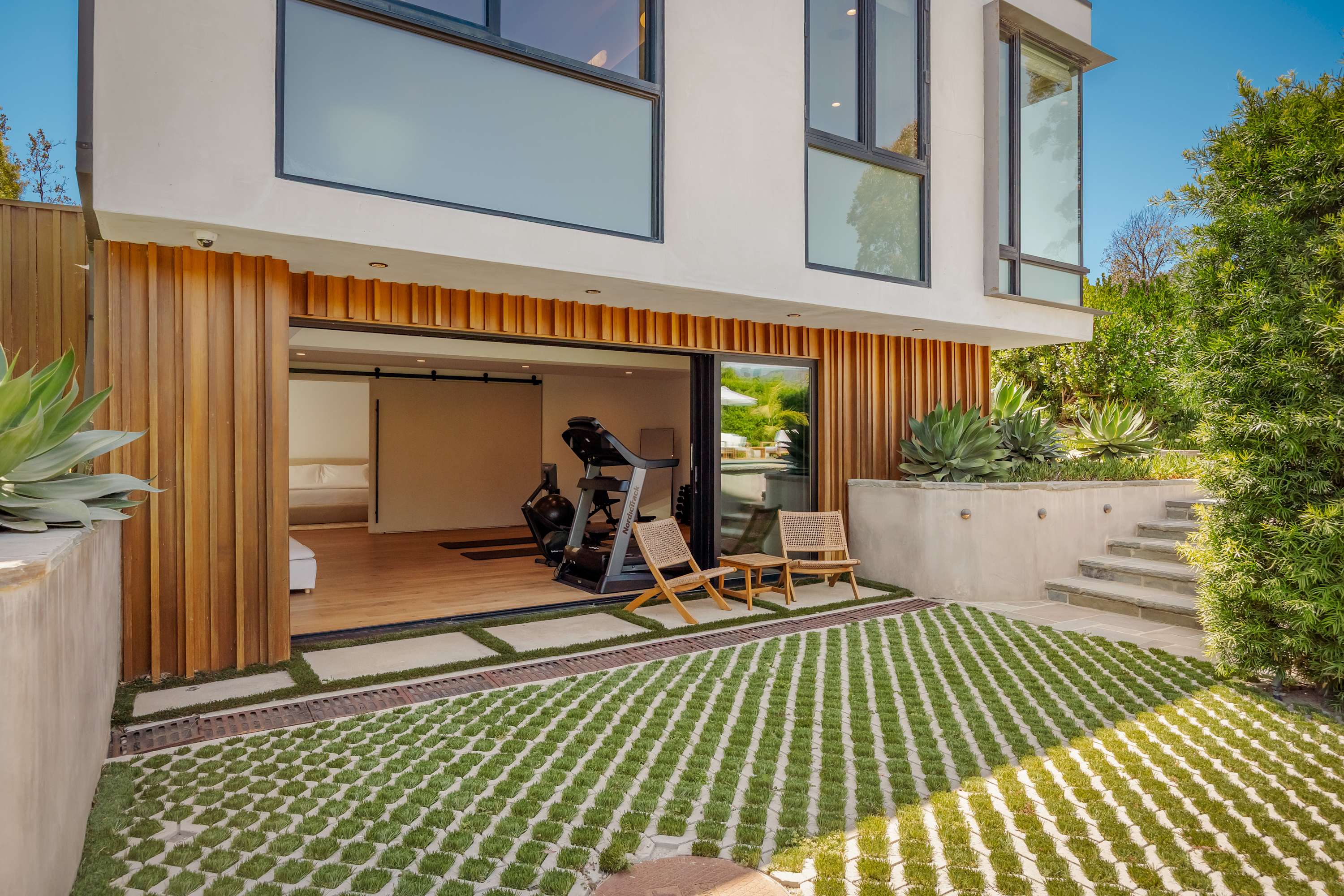 The Dume Estate by Stay Awhile Villas