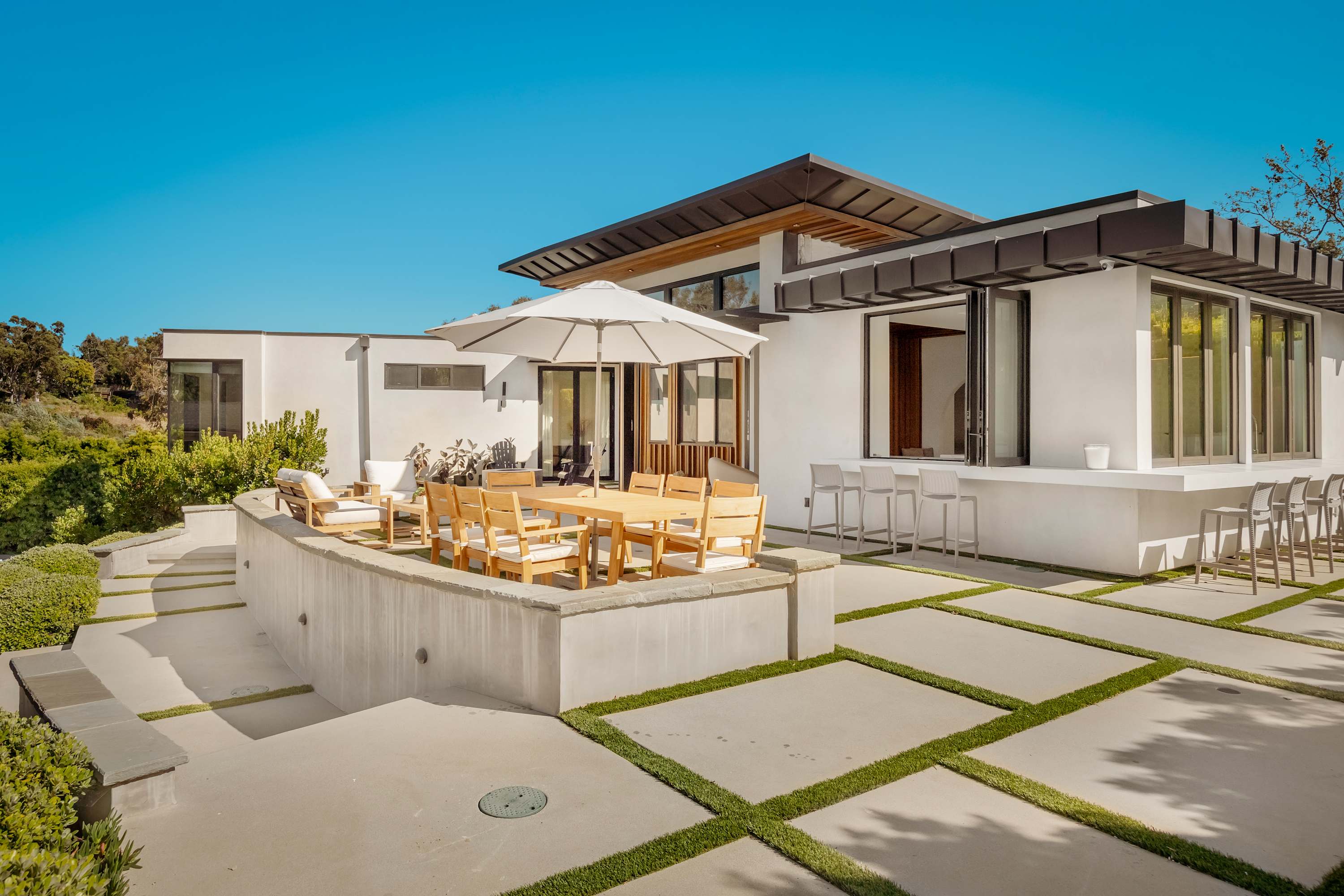The Dume Estate by Stay Awhile Villas