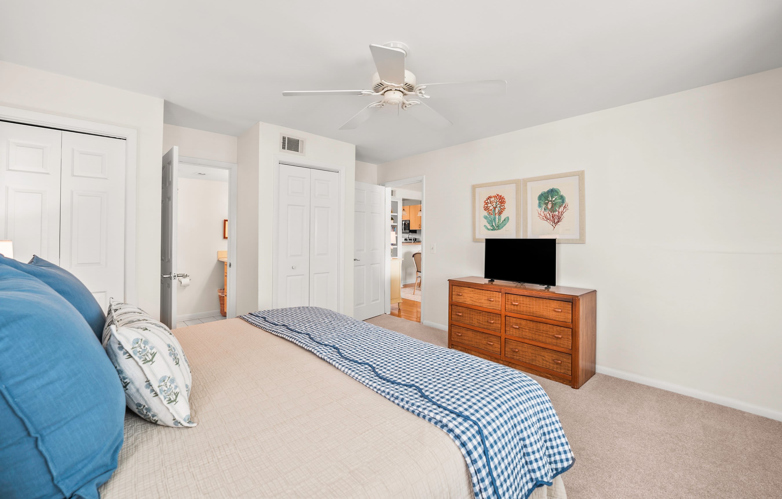 731 North Hampton | Photo 22