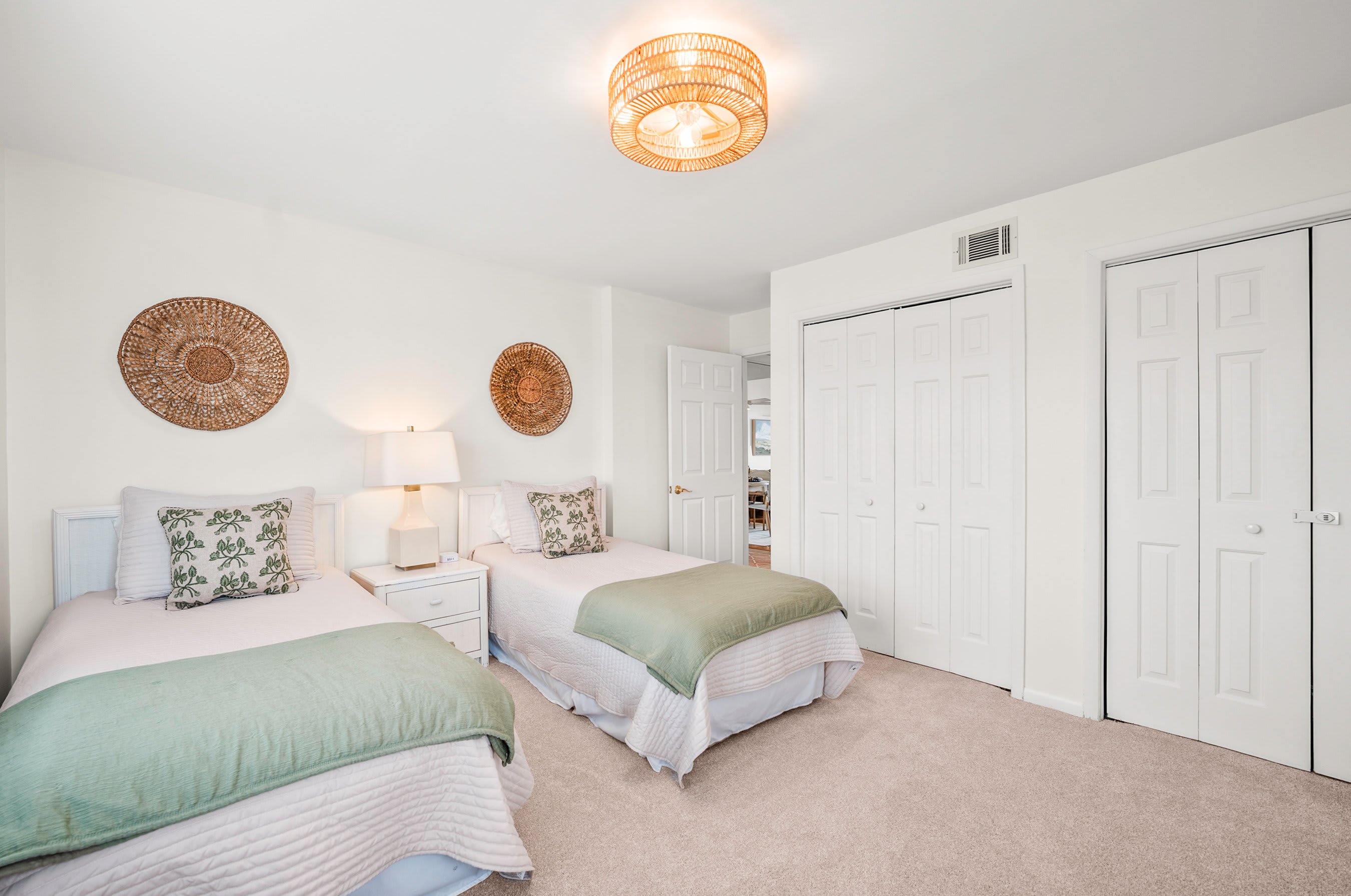 731 North Hampton | Photo 27