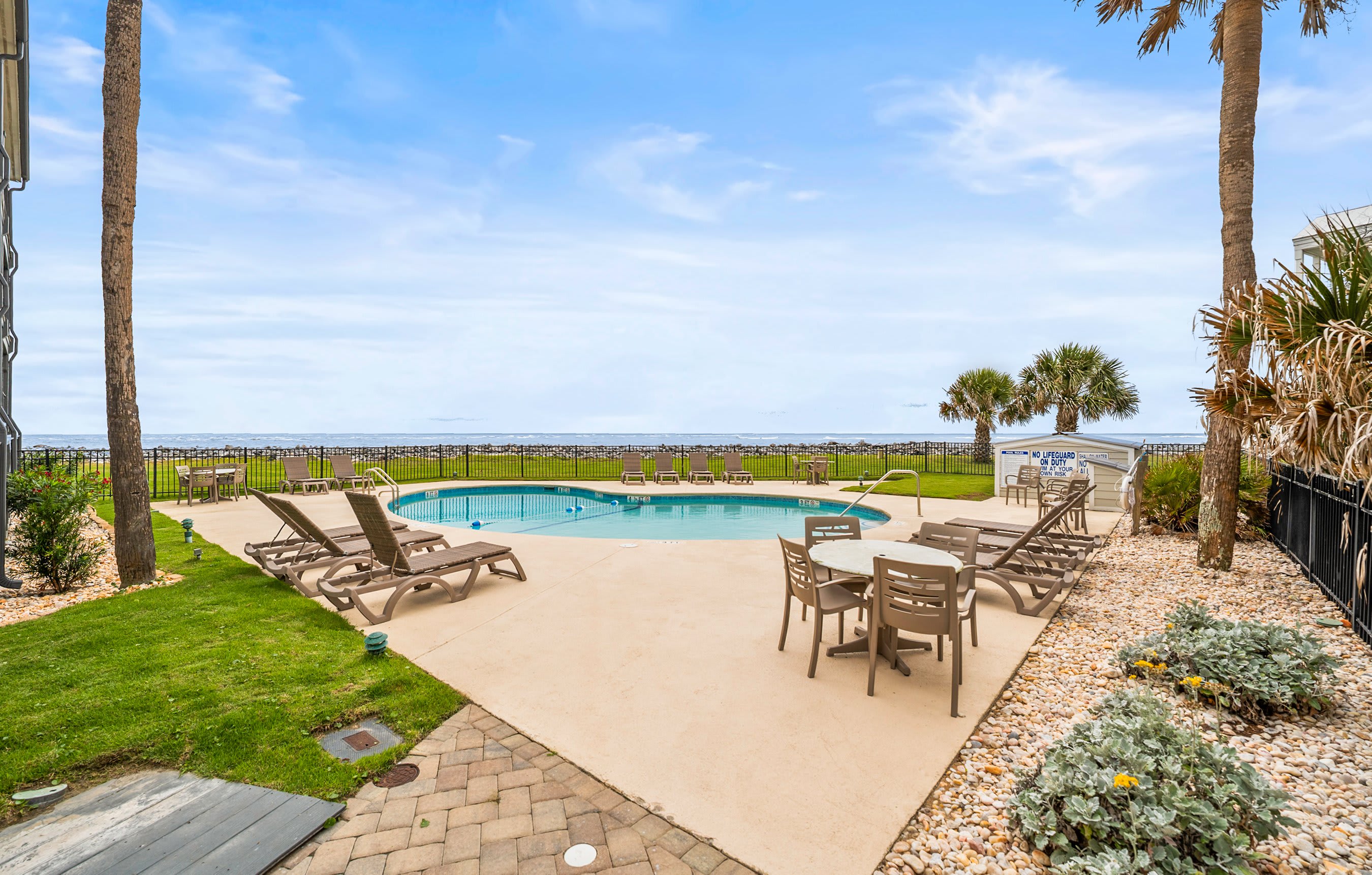 731 North Hampton | Photo 32