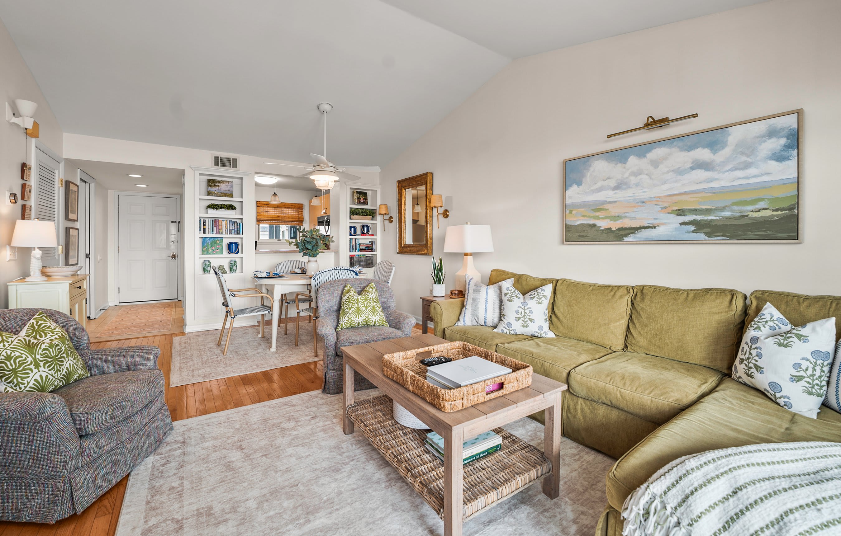 731 North Hampton | Photo 5