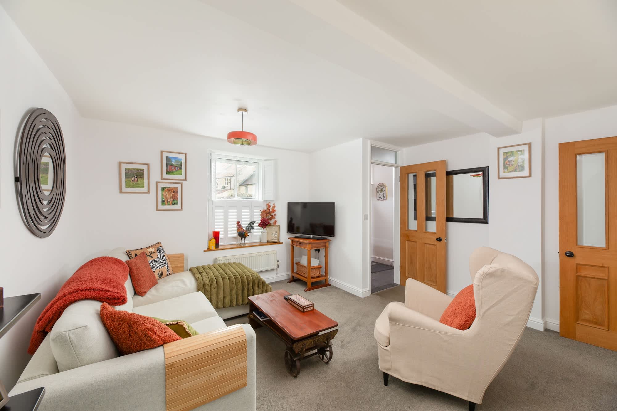 Idyllic Cottage in Picturesque Cotswolds Village