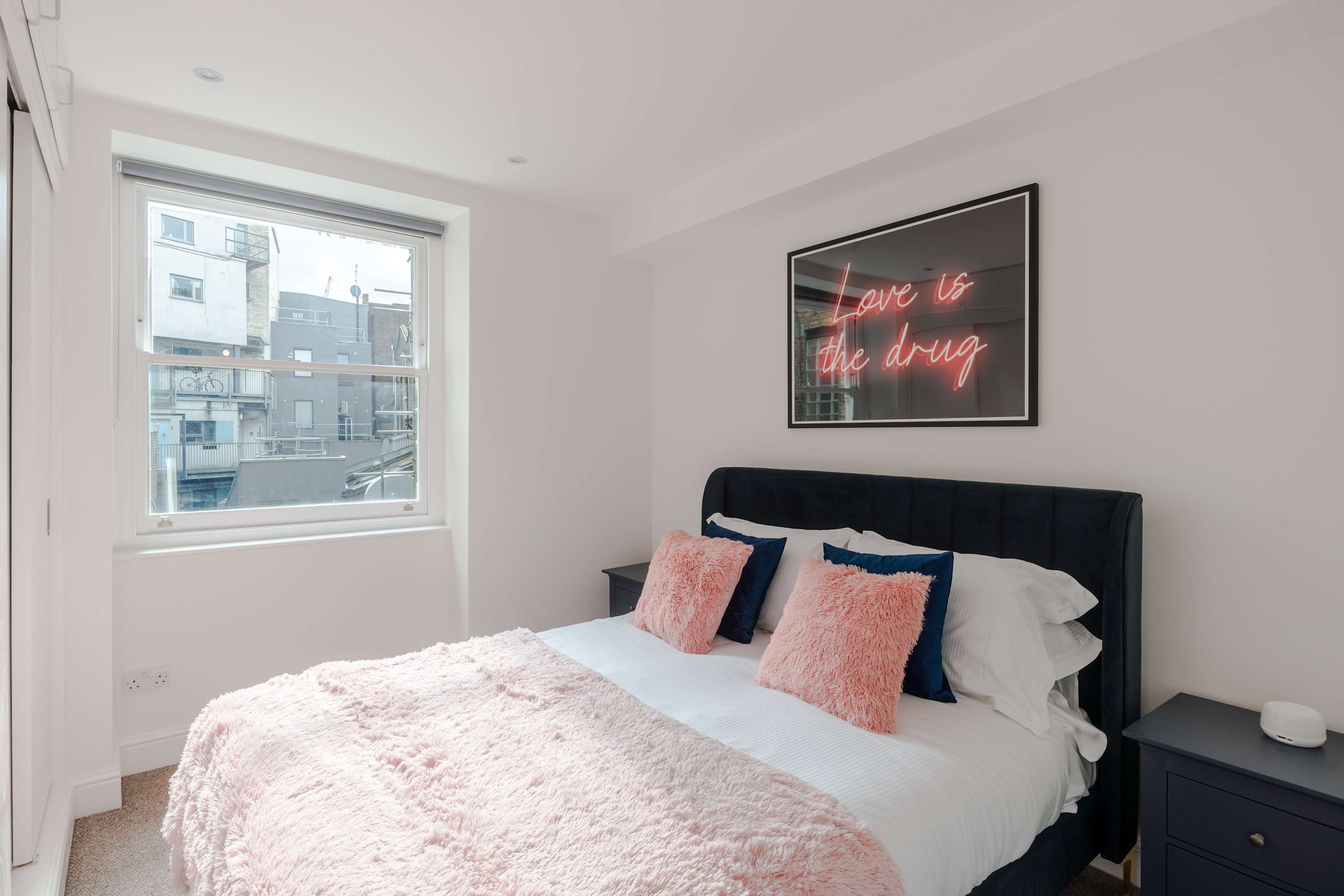 Stylish 1-bed Flat · Fitzrovia · Sleeps 4 in Foley Street, Apartment 2 W1W 7TJ - Property image 4 - VivreStays