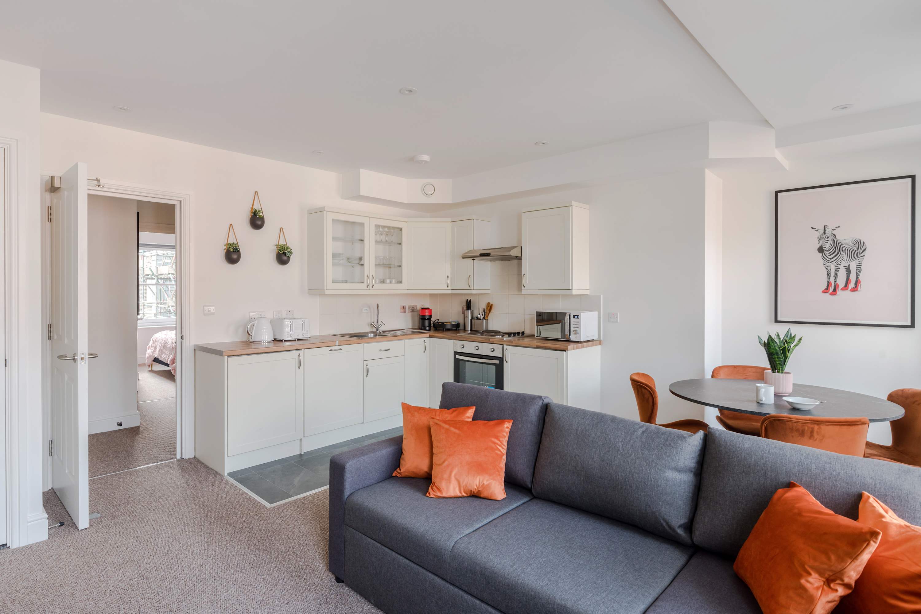 1-Bed Fitzrovia Flat · West End · Sleeps 4 in Foley Street, Apartment 3 W1W 7TJ - Property image 6 - VivreStays