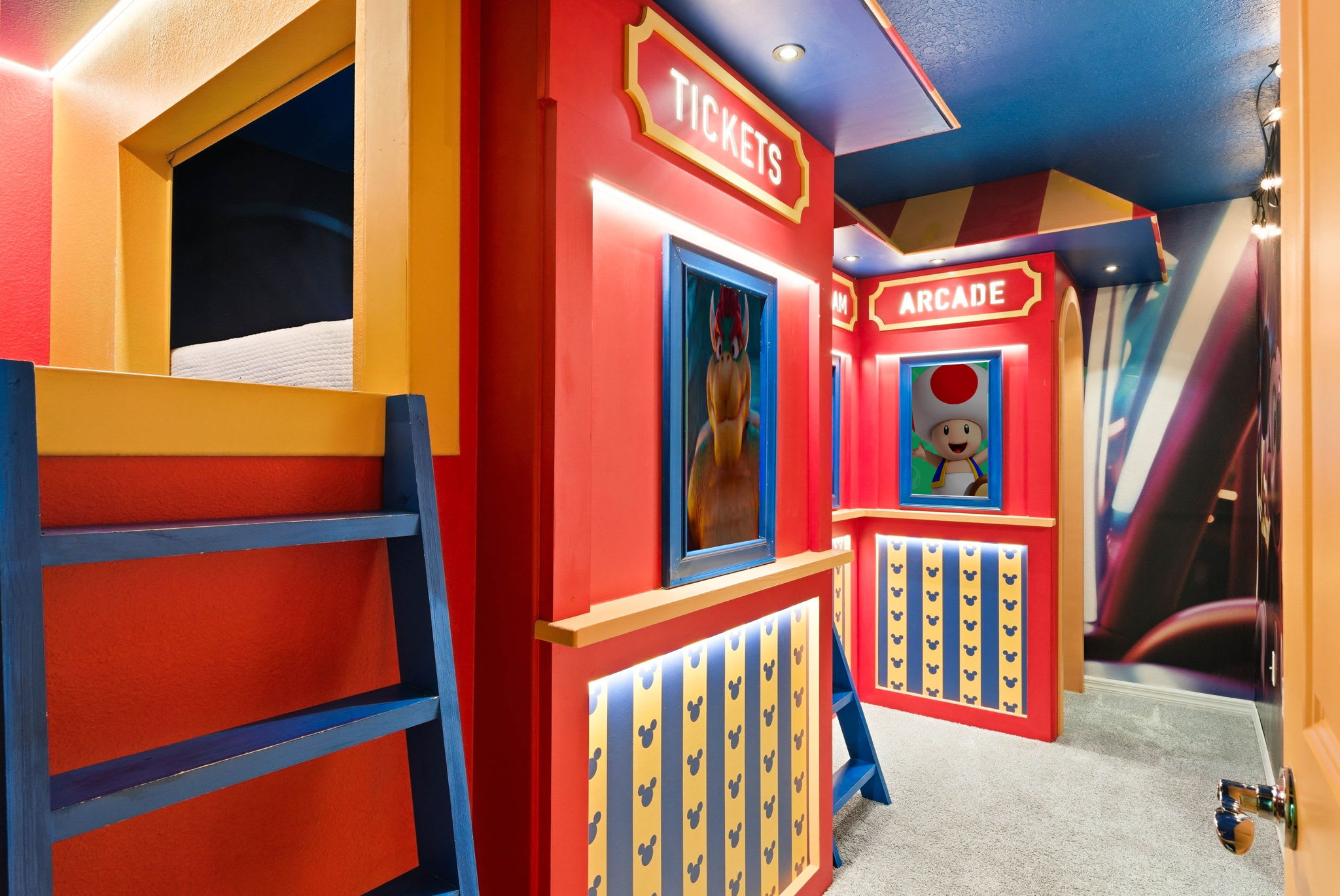 Unique Luxury Villa, Pool, Games and Themed Beds