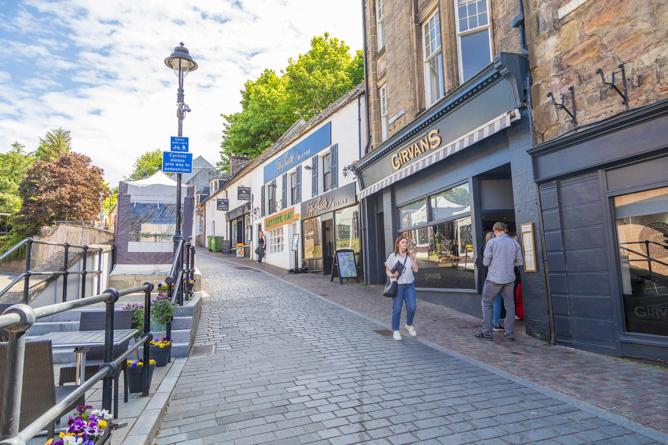 View Cosy City Centre Flat | Summer Retreat | Sleeps 2 in Stephens Street 3 IV2 3JP Cosy City Centre Flat | Summer Retreat | Sleeps 2 in Stephens Street 3 IV2 3JP - Property image 22 - VivreStays