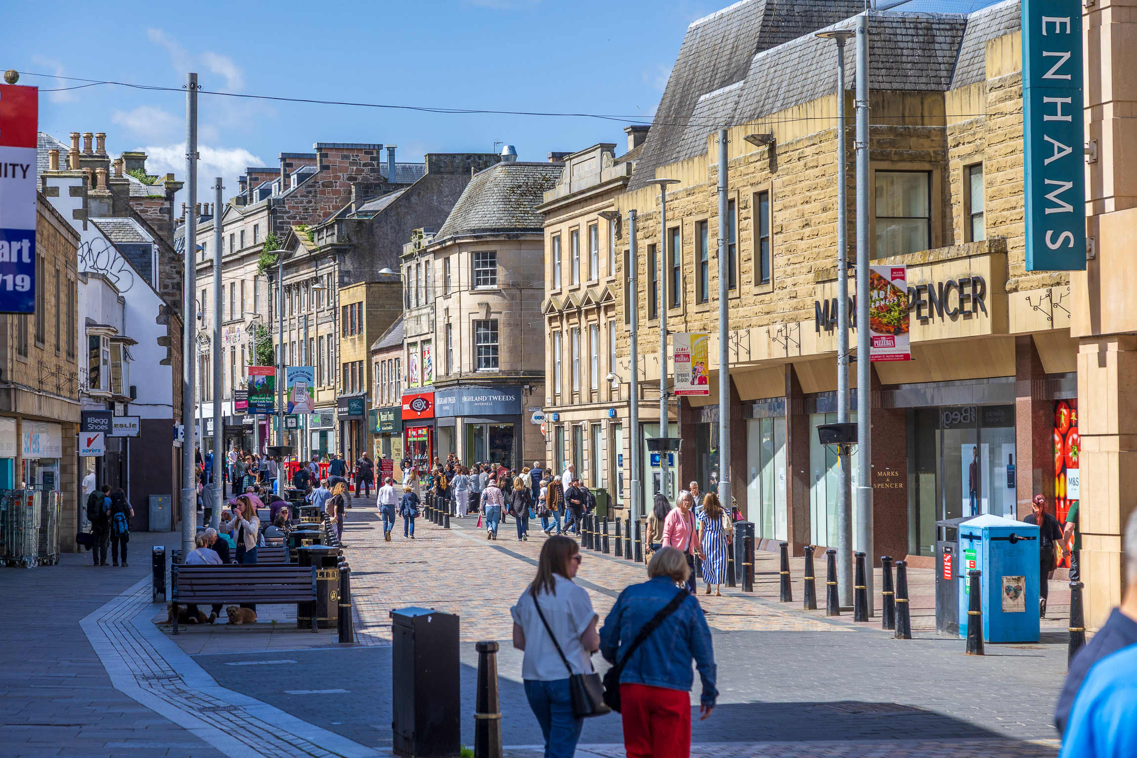 View Cosy City Centre Flat | Summer Retreat | Sleeps 2 in Stephens Street 3 IV2 3JP Cosy City Centre Flat | Summer Retreat | Sleeps 2 in Stephens Street 3 IV2 3JP - Property image 28 - VivreStays