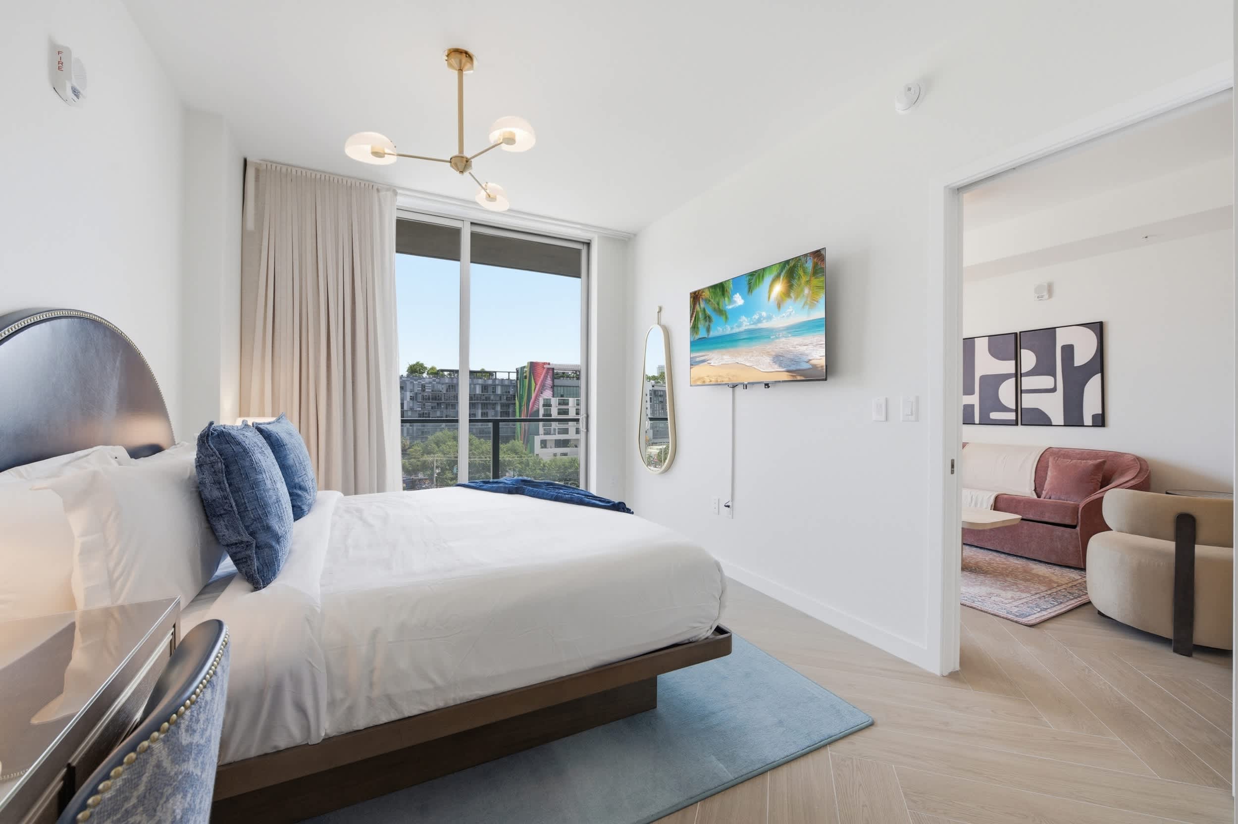 Stylish Wynwood Apartment with Resort Pool and Gym