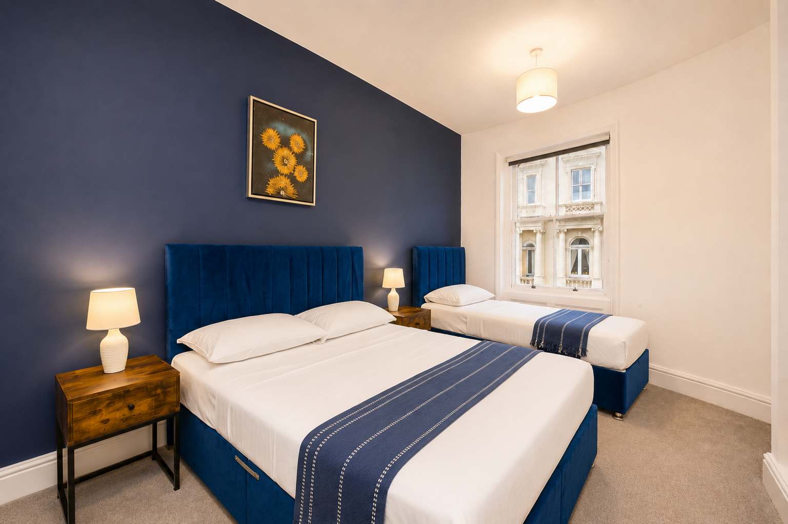 Brighton | Sleeps 13 | Beach Walk & Hove Centre in Western Road 60 BN3 1DA - Property image 2 - VivreStays